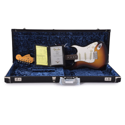 Fender Custom Shop 1966 Stratocaster Deluxe Closet Classic 3-Color Sunburst Electric Guitars / Solid Body