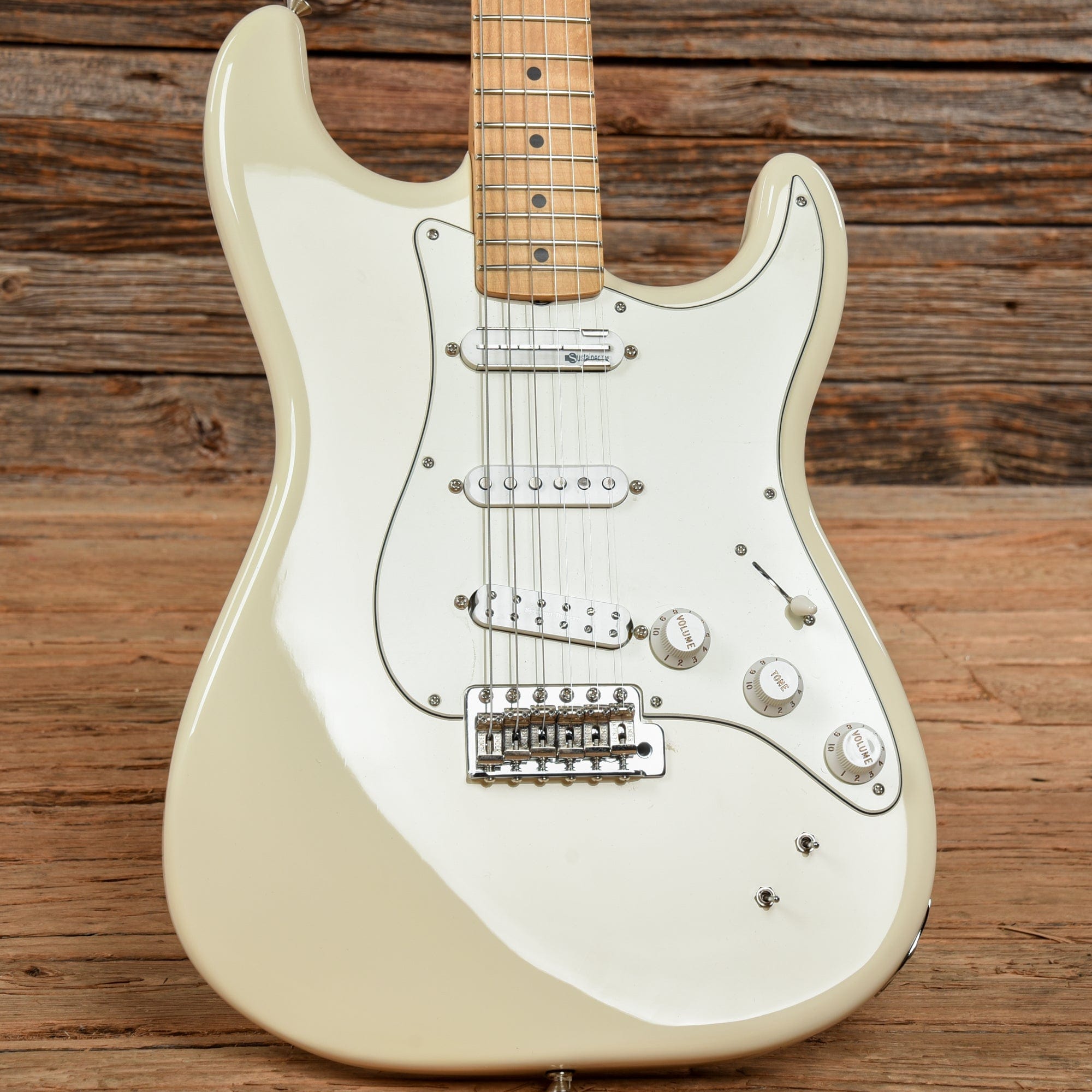 Fender EOB Ed O'Brien Signature Sustainer Stratocaster Olympic White 2 ...