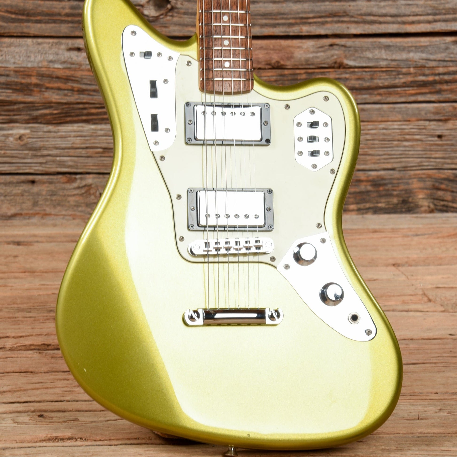 Fender Jaguar Special Vintage Gold 2002 Electric Guitars / Solid Body