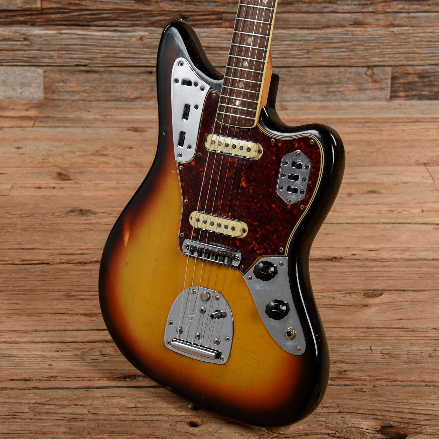 Fender Jaguar Sunburst 1966 Electric Guitars / Solid Body