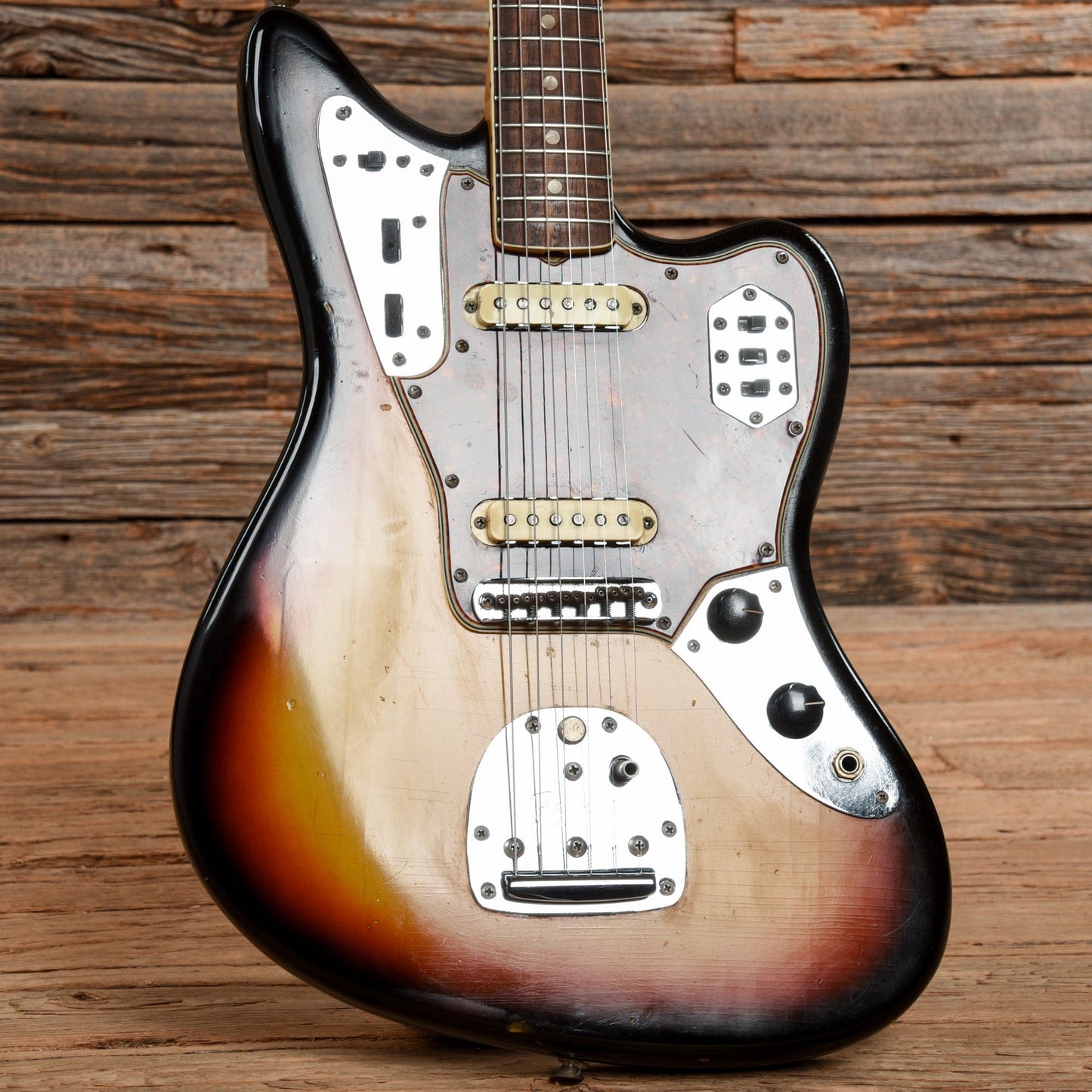 Fender Jaguar Sunburst 1966 Electric Guitars / Solid Body