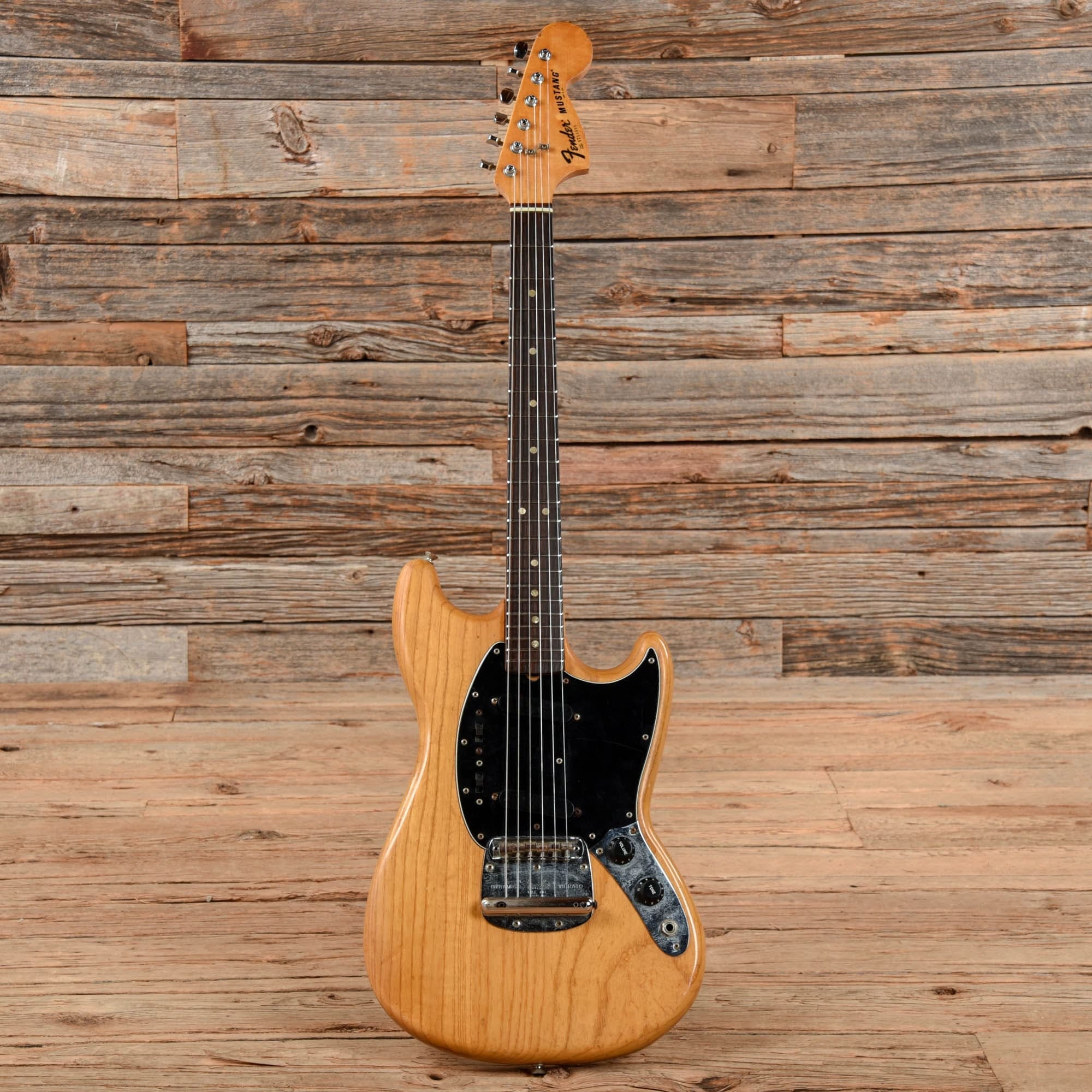 A Brief History Of Kalamazoo Guitars – Chicago Music Exchange