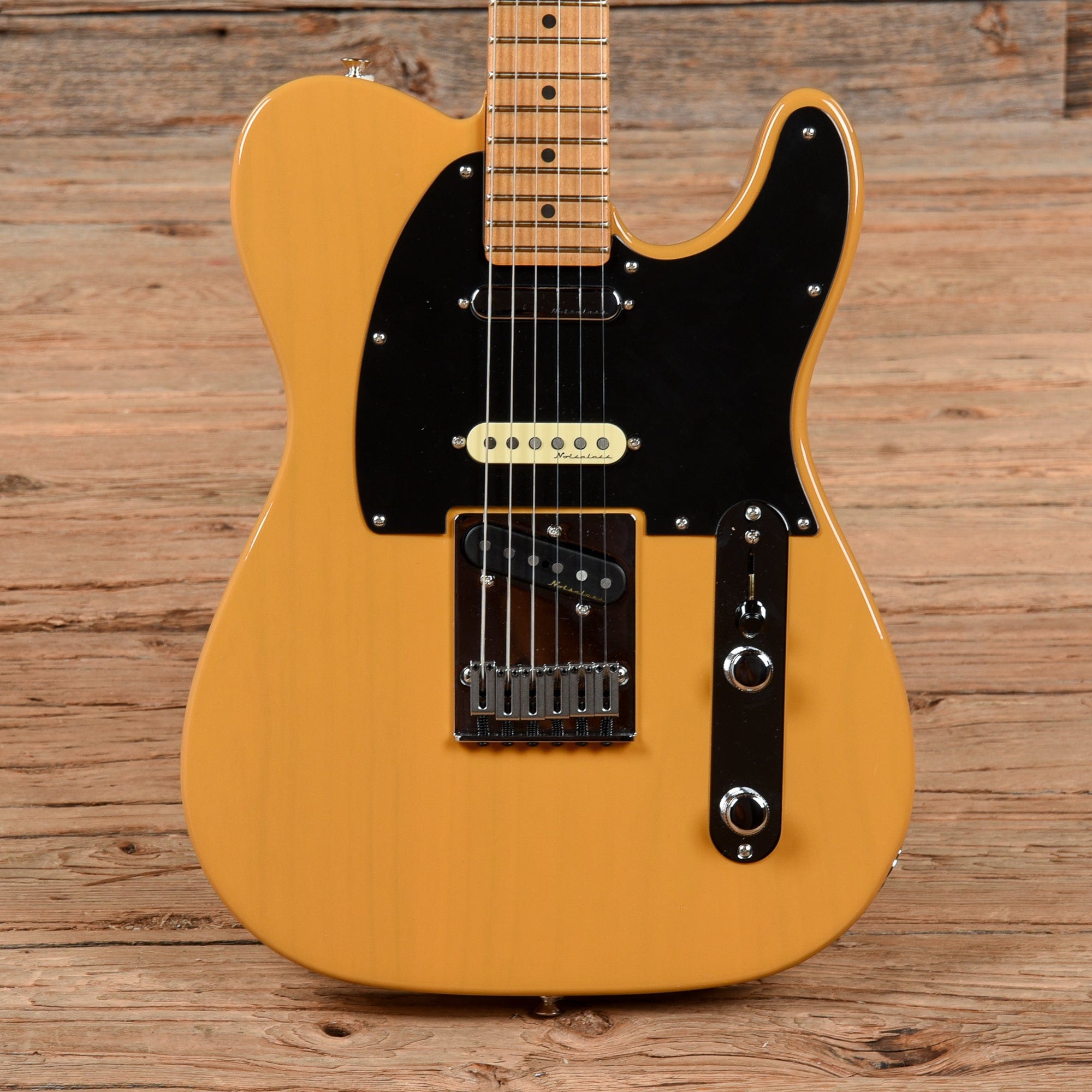 Fender Player Plus Nashville Telecaster Butterscotch 2022 Electric Guitars / Solid Body