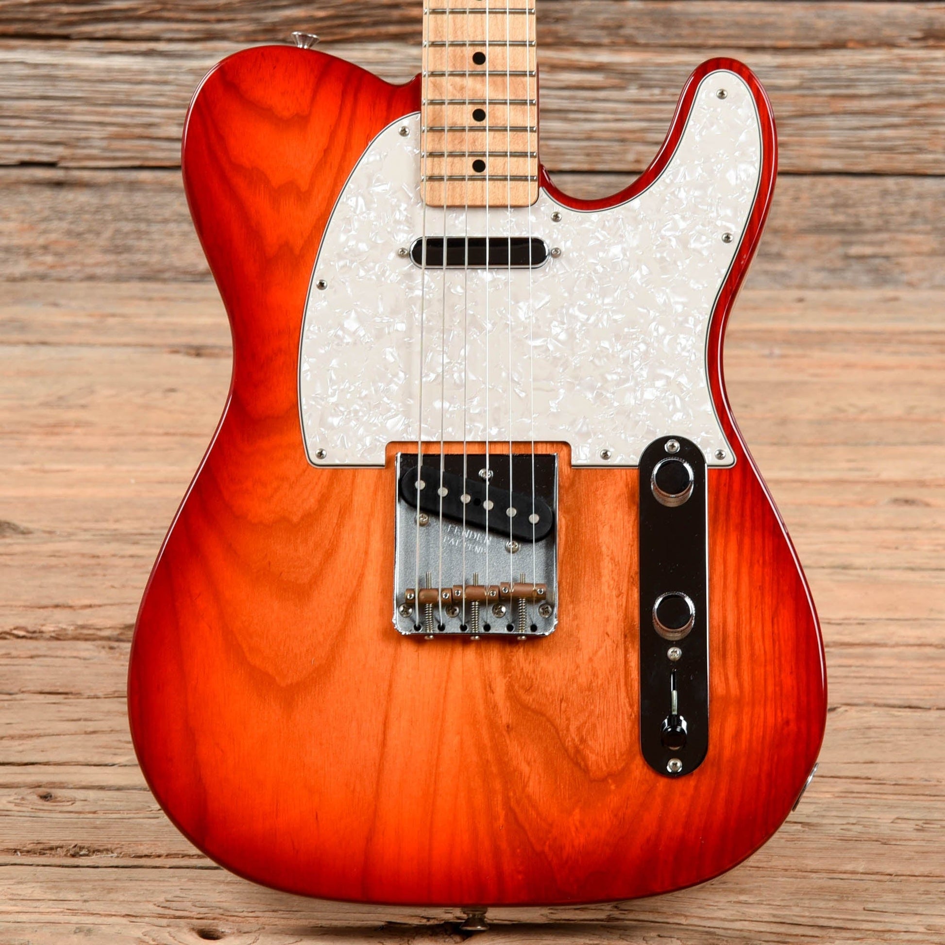 Fender Special Edition Deluxe Ash Telecaster Sunburst 2019 Electric Guitars / Solid Body