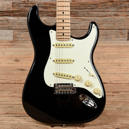 Fender Standard Stratocaster Black 2020 Electric Guitars / Solid Body