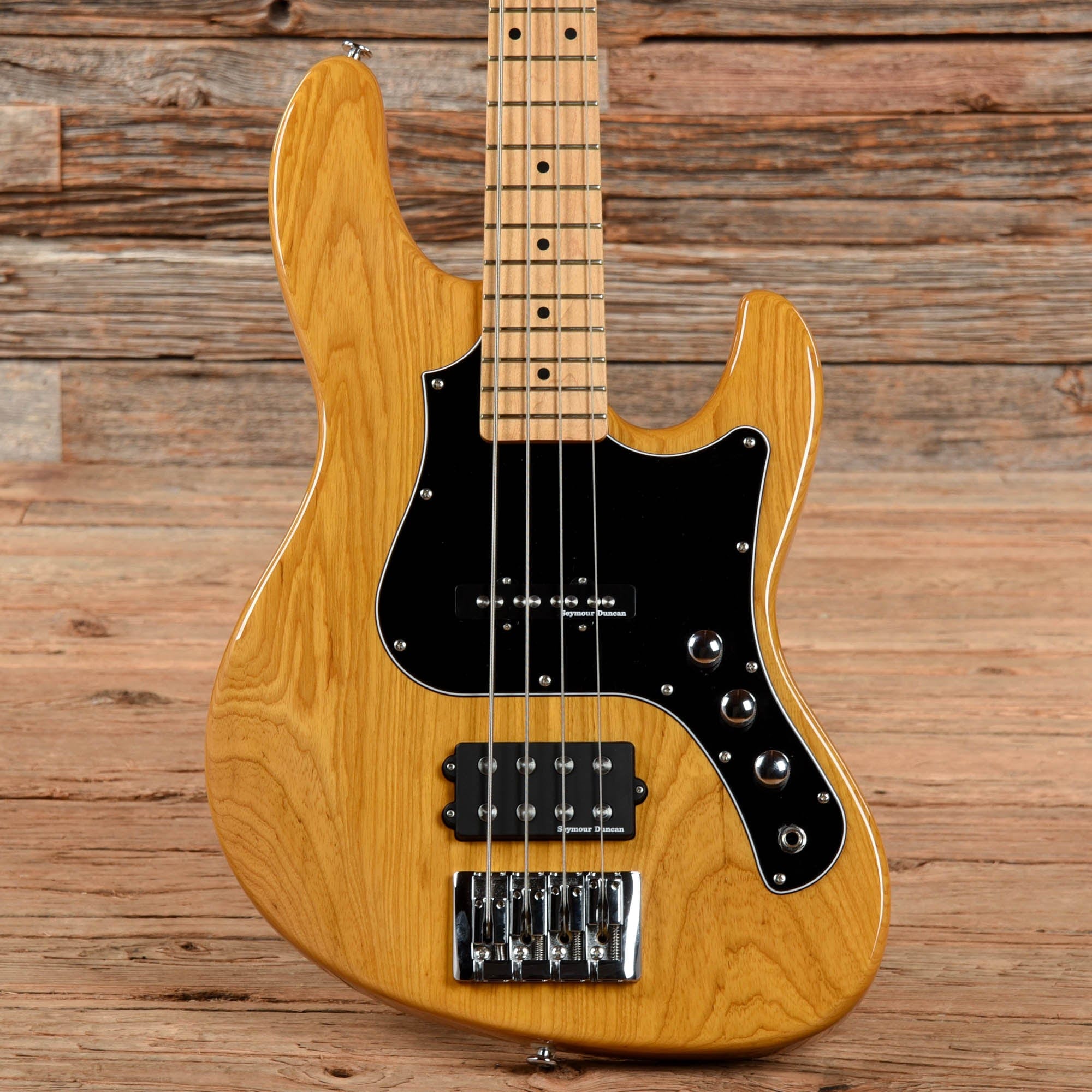 FGN J-Standard Mighty Jazz Bass Natural – Chicago Music Exchange