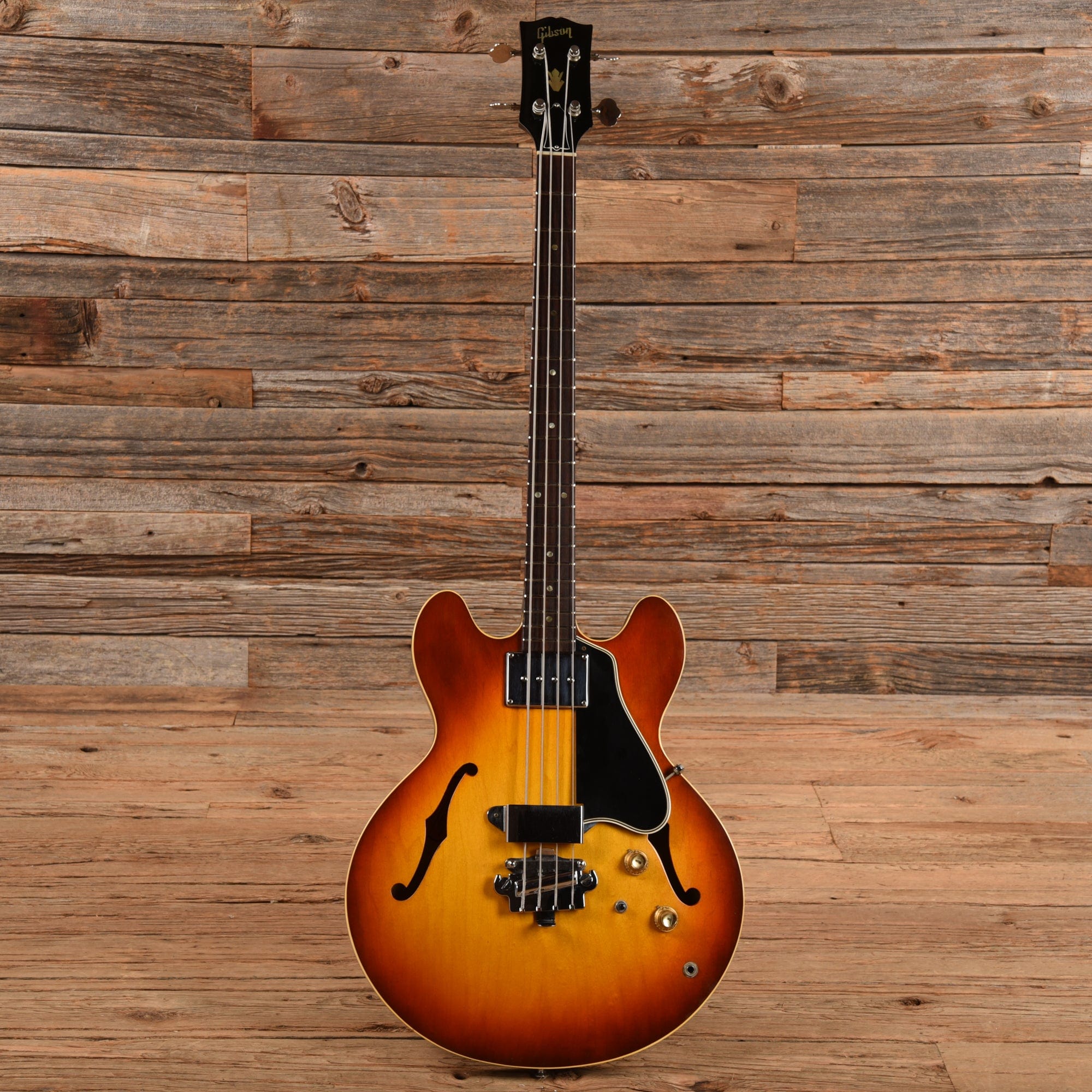 Gibson EB-2 Sunburst 1966 Bass Guitars / 4-String