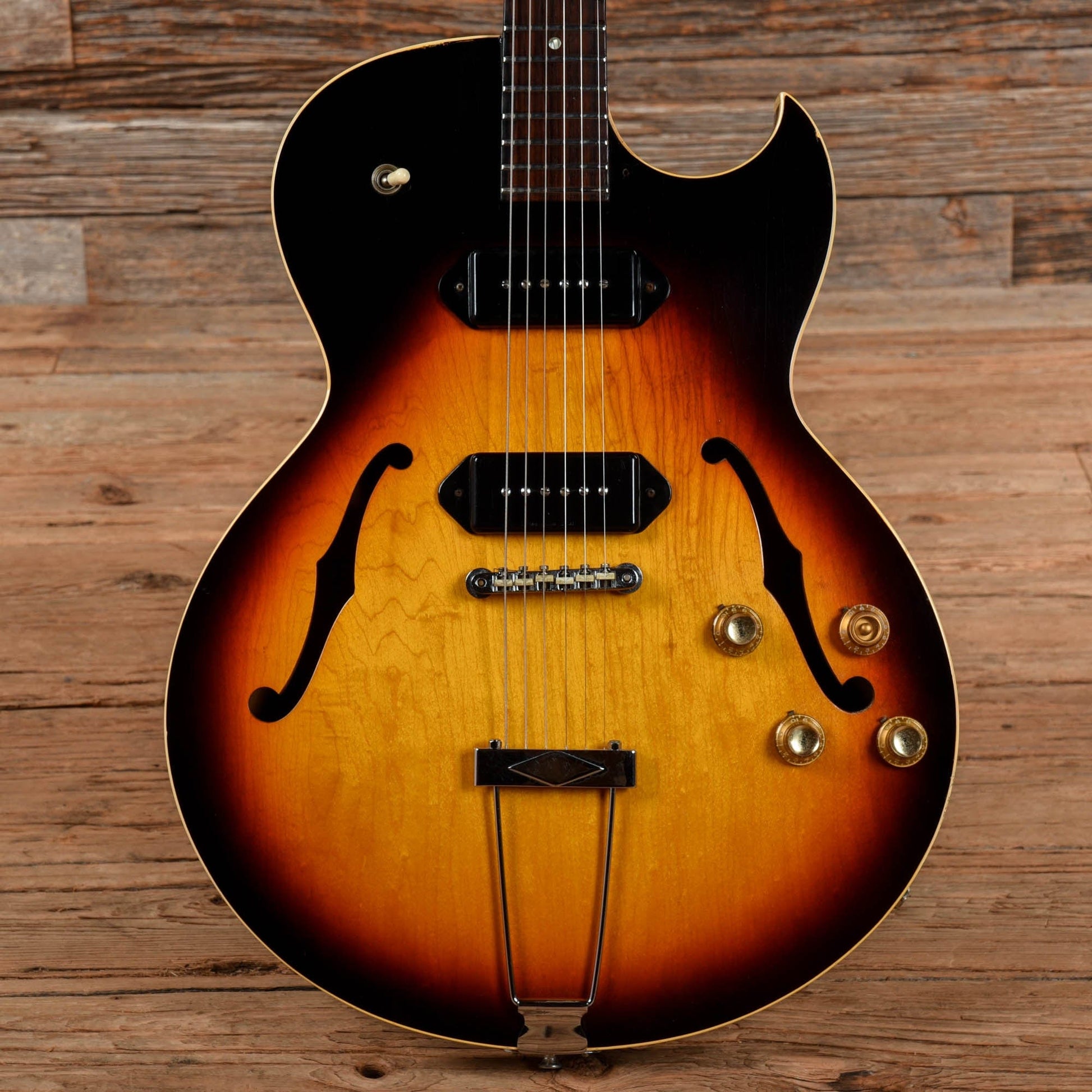 Gibson ES-125TDC Sunburst 1967 Electric Guitars / Hollow Body