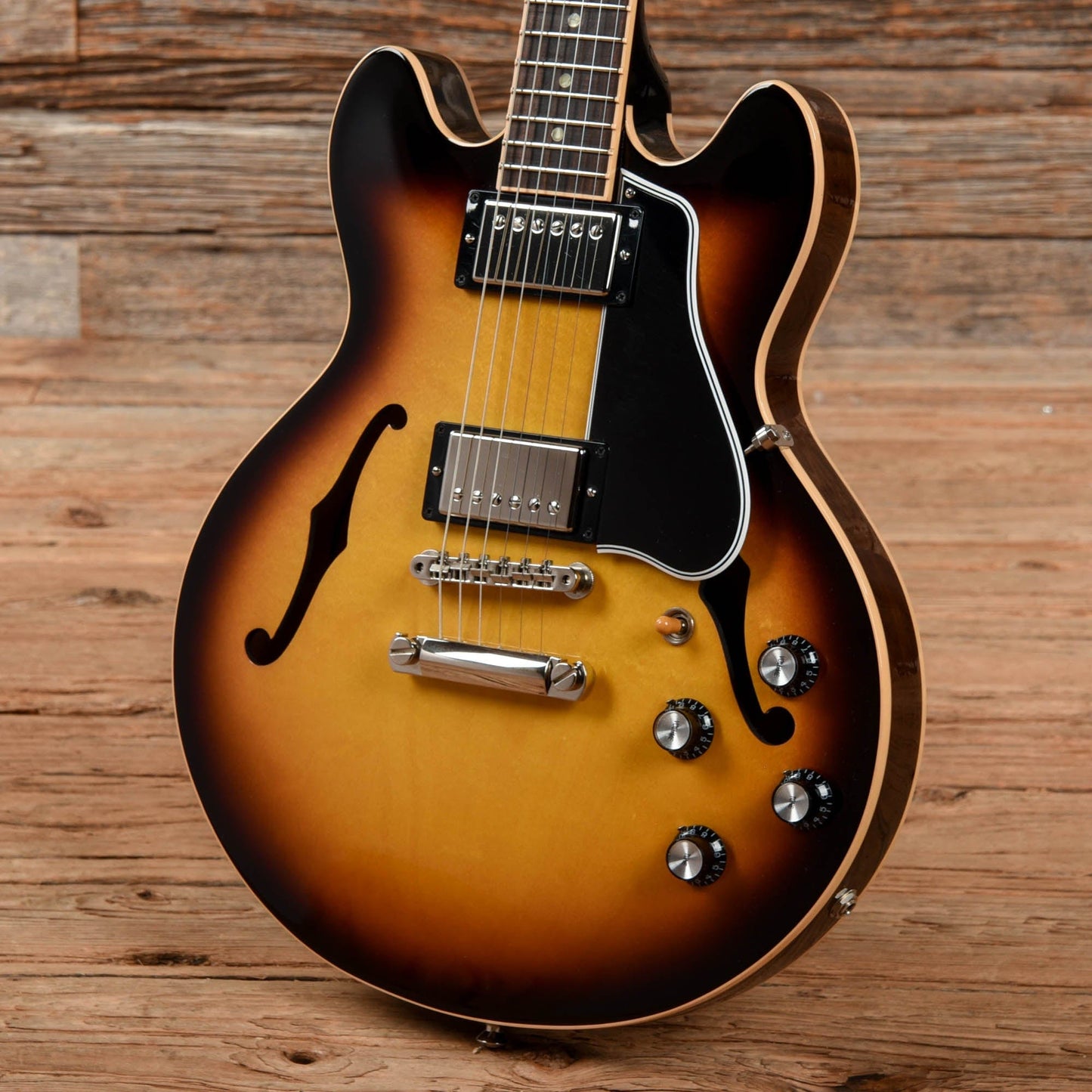 Gibson Custom ES-339 Sunburst Electric Guitars / Semi-Hollow