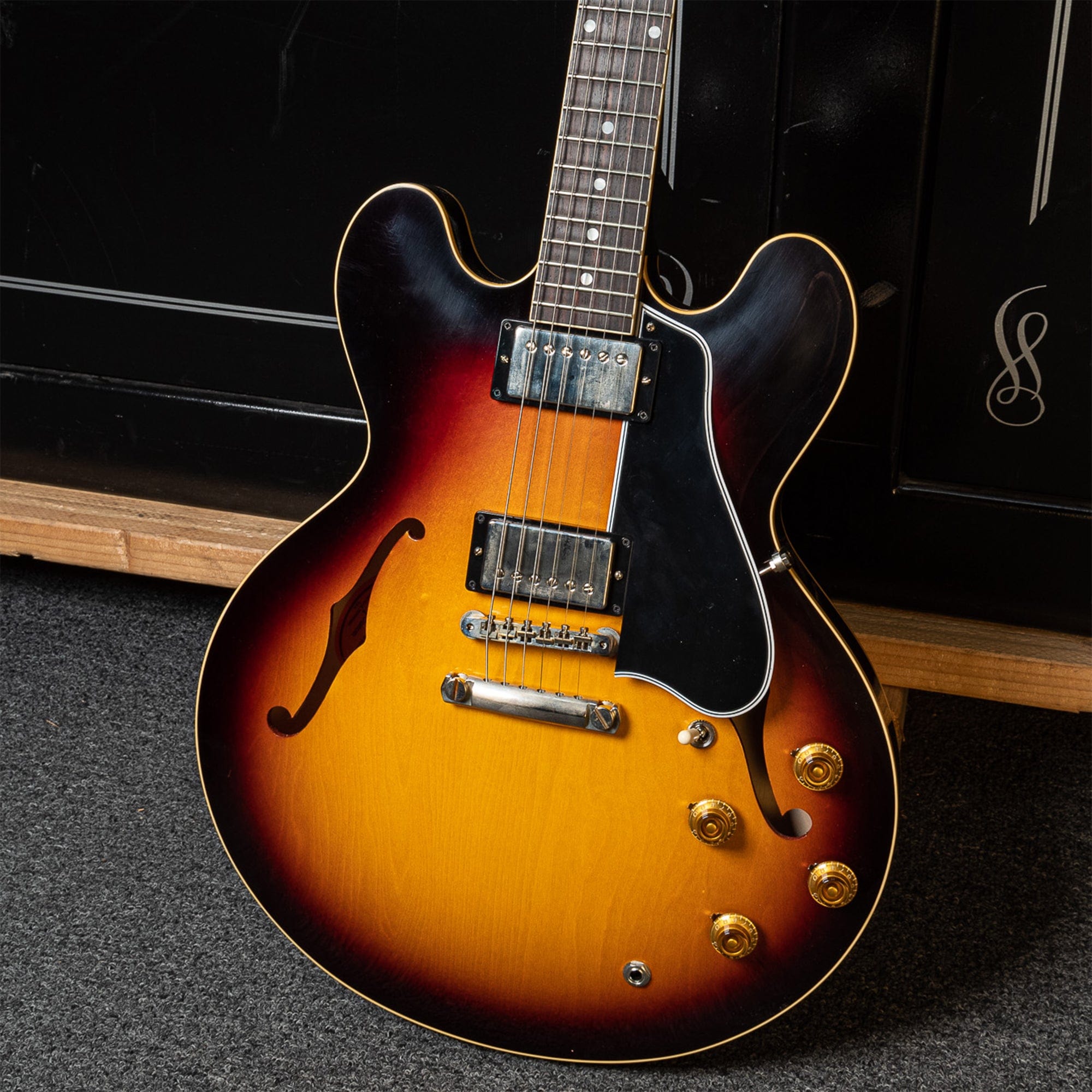 Gibson Custom Shop 1959 ES-335 Reissue Vintage Burst VOS Electric Guitars / Semi-Hollow