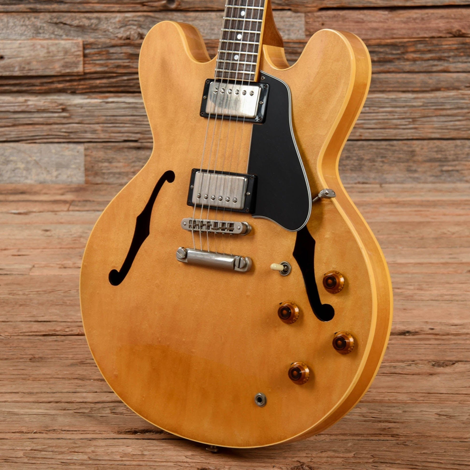 Gibson ES-335 Dot Reissue Natural 1982 Electric Guitars / Semi-Hollow