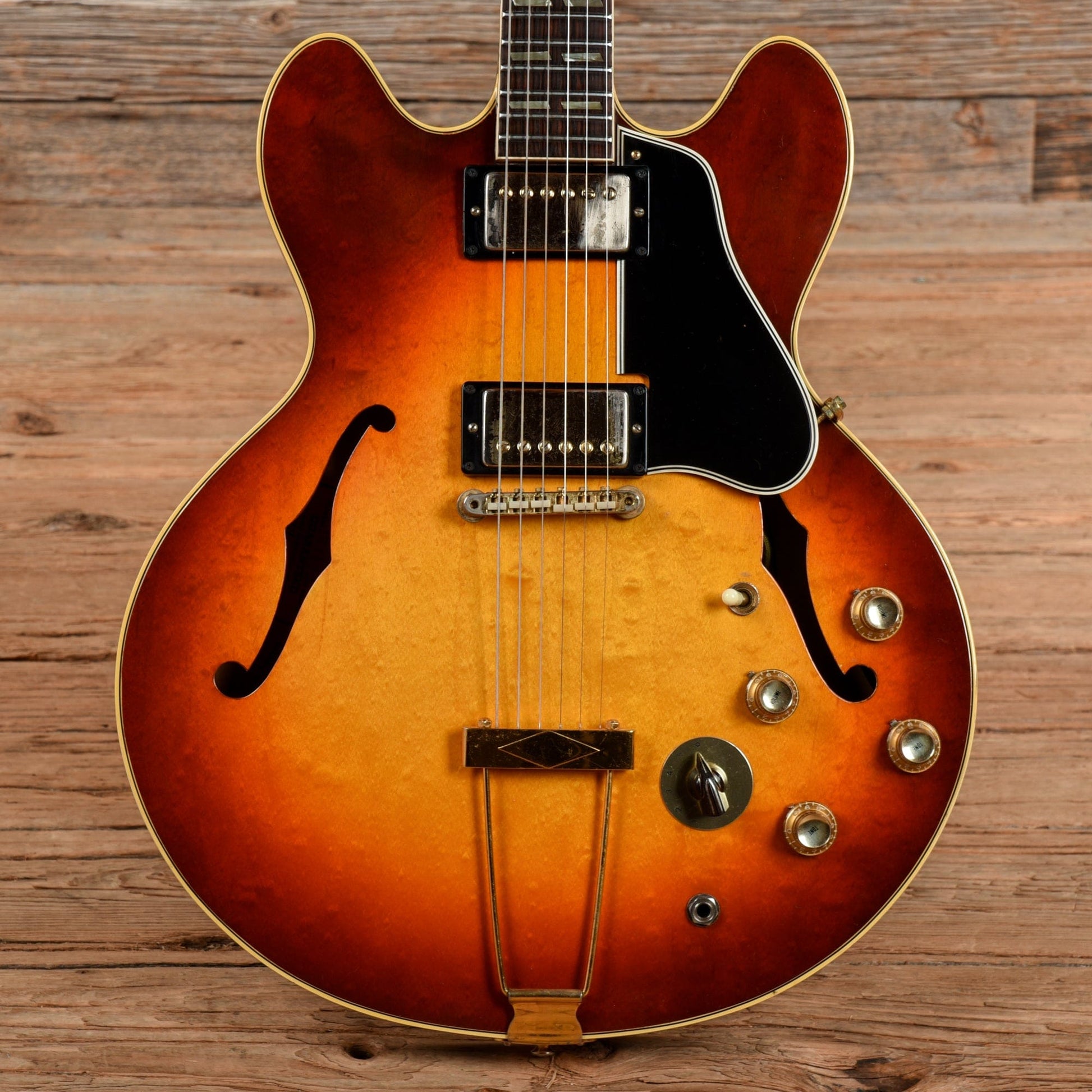 Gibson ES-345 Sunburst 1965 Electric Guitars / Semi-Hollow