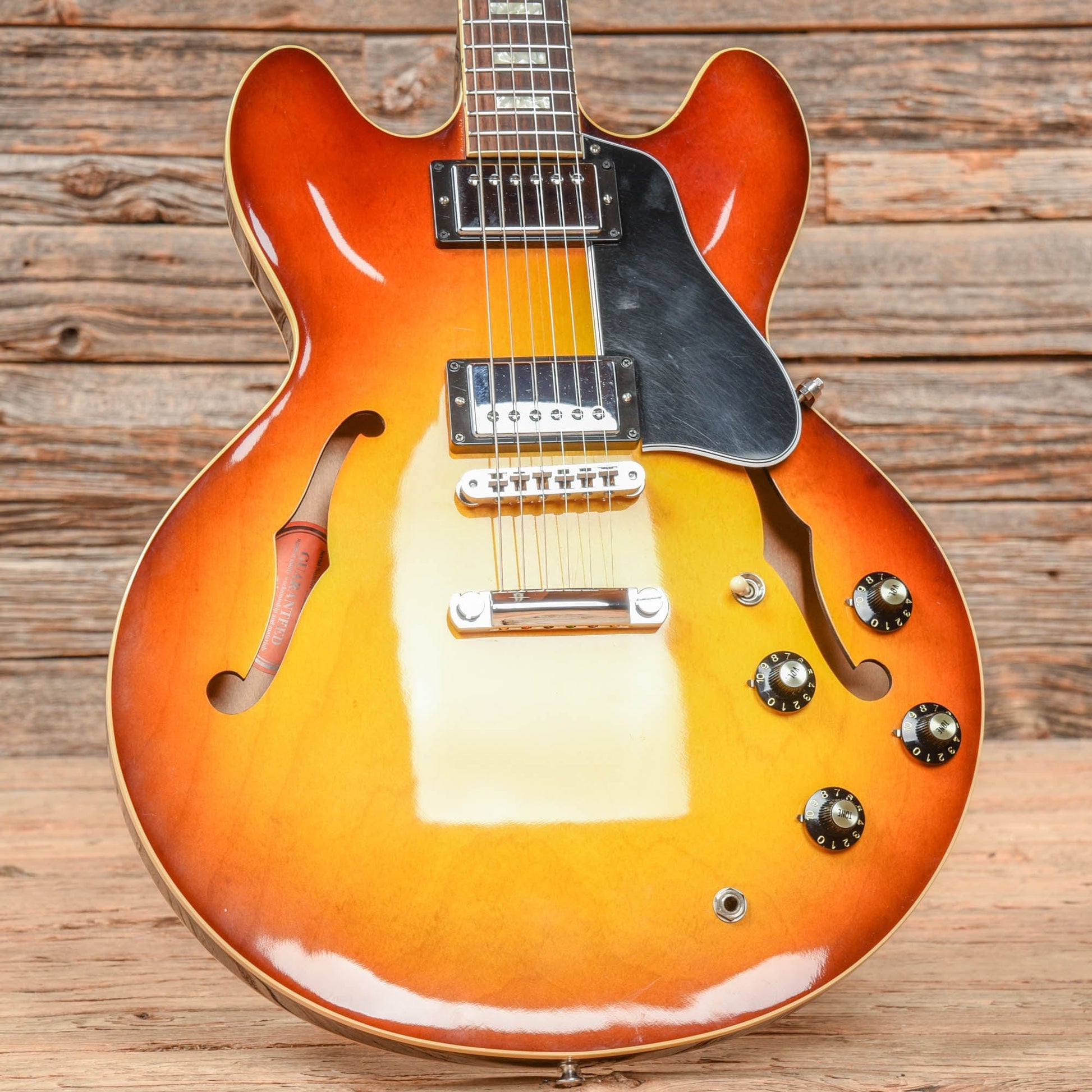 Gibson Memphis Larry Carlton ES-335 Sunburst 2015 Electric Guitars / Semi-Hollow