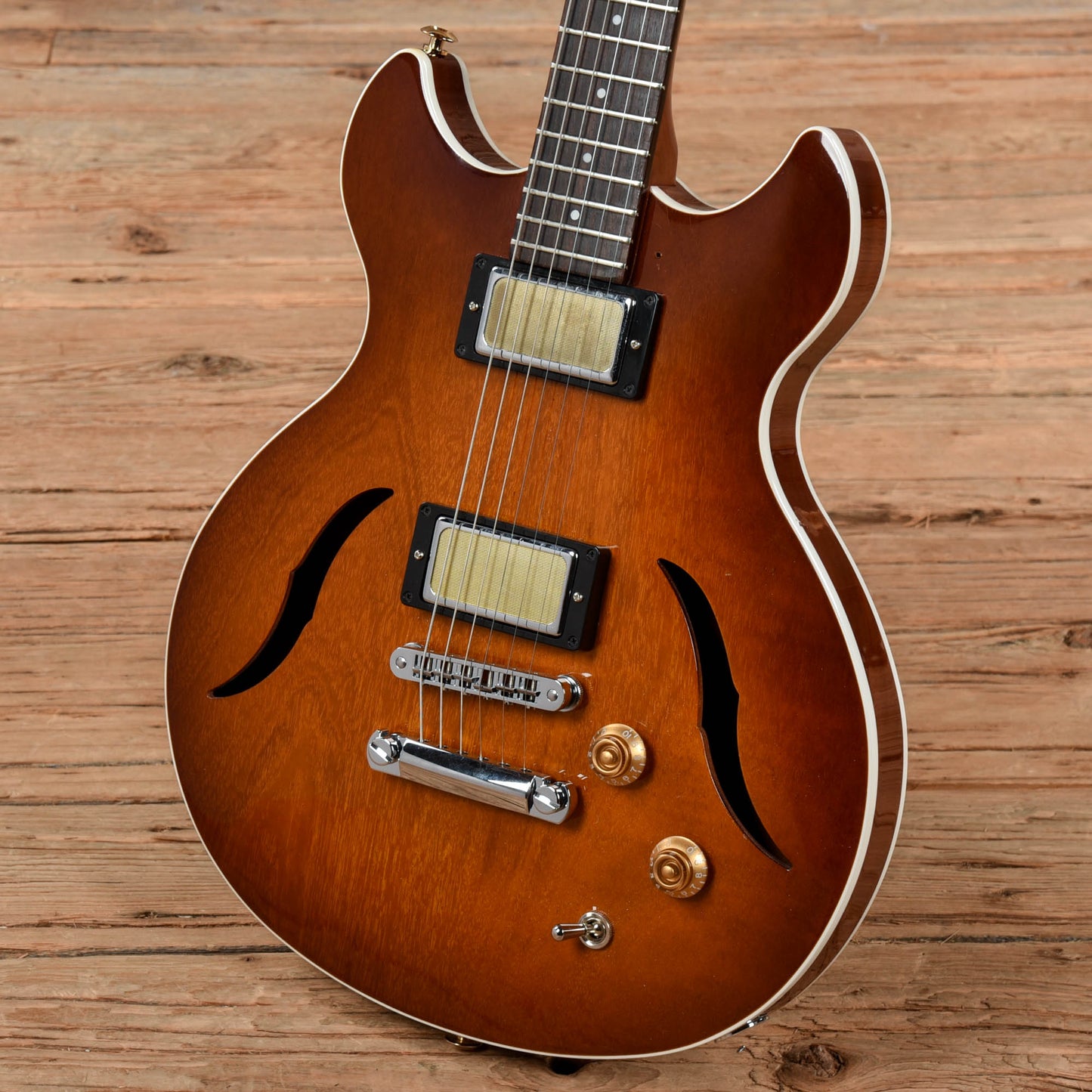 Harmony Comet Sunburst 2022 Electric Guitars / Semi-Hollow