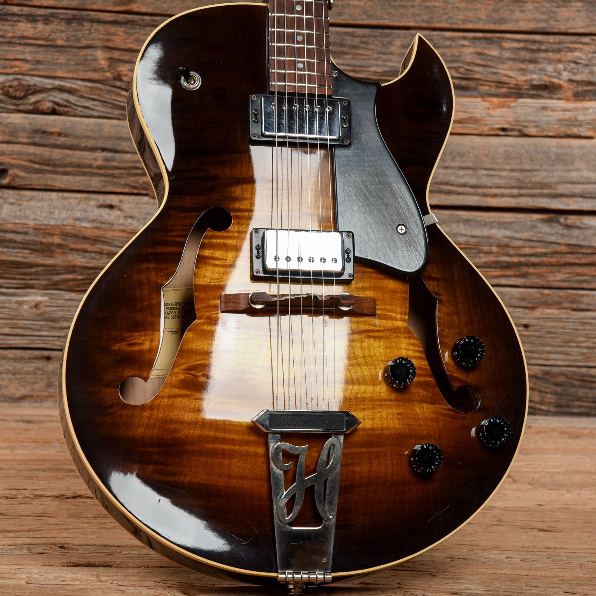 Heritage H-575 Sunburst 2001 Electric Guitars / Hollow Body