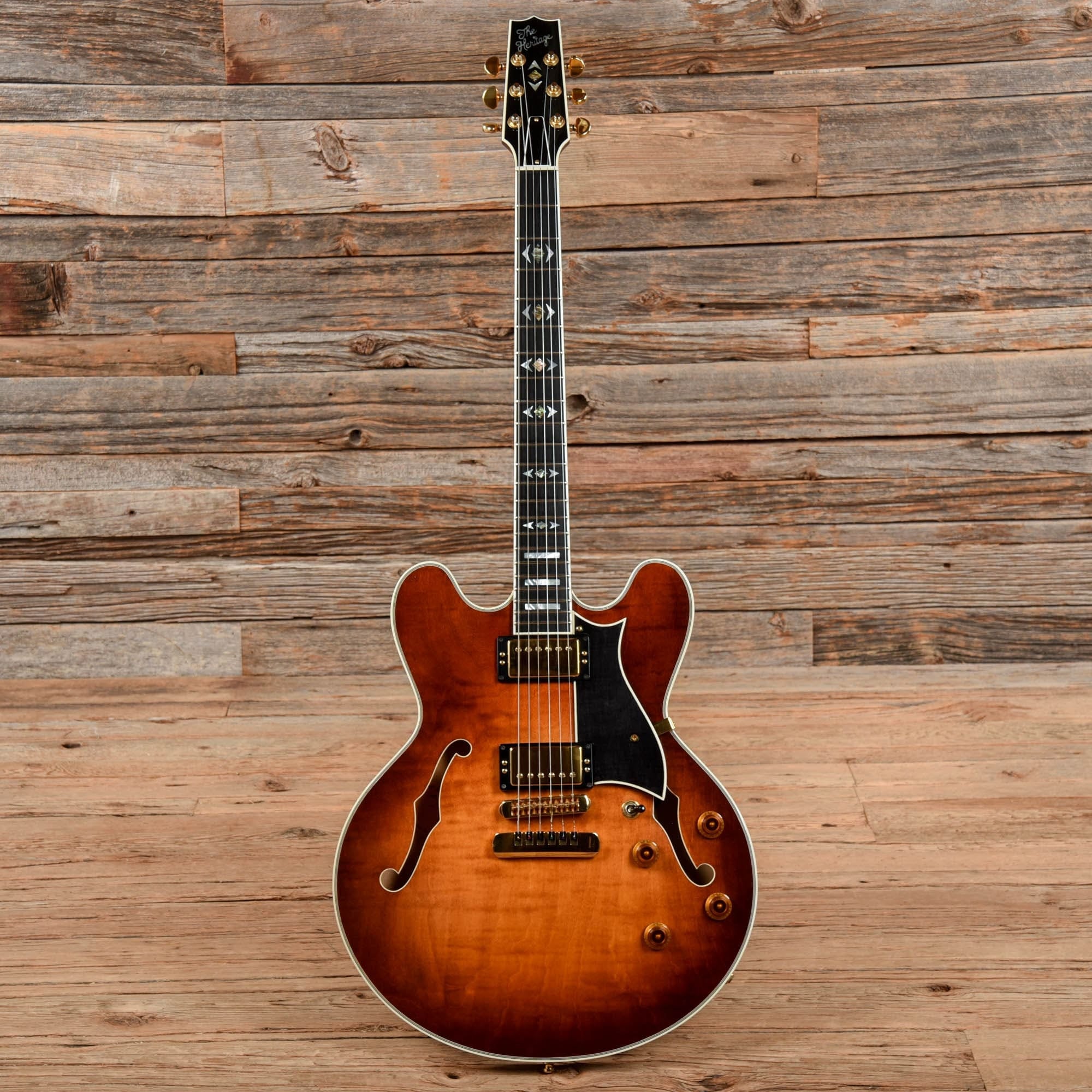 Heritage H-555 Almond Burst 2005 Electric Guitars / Semi-Hollow