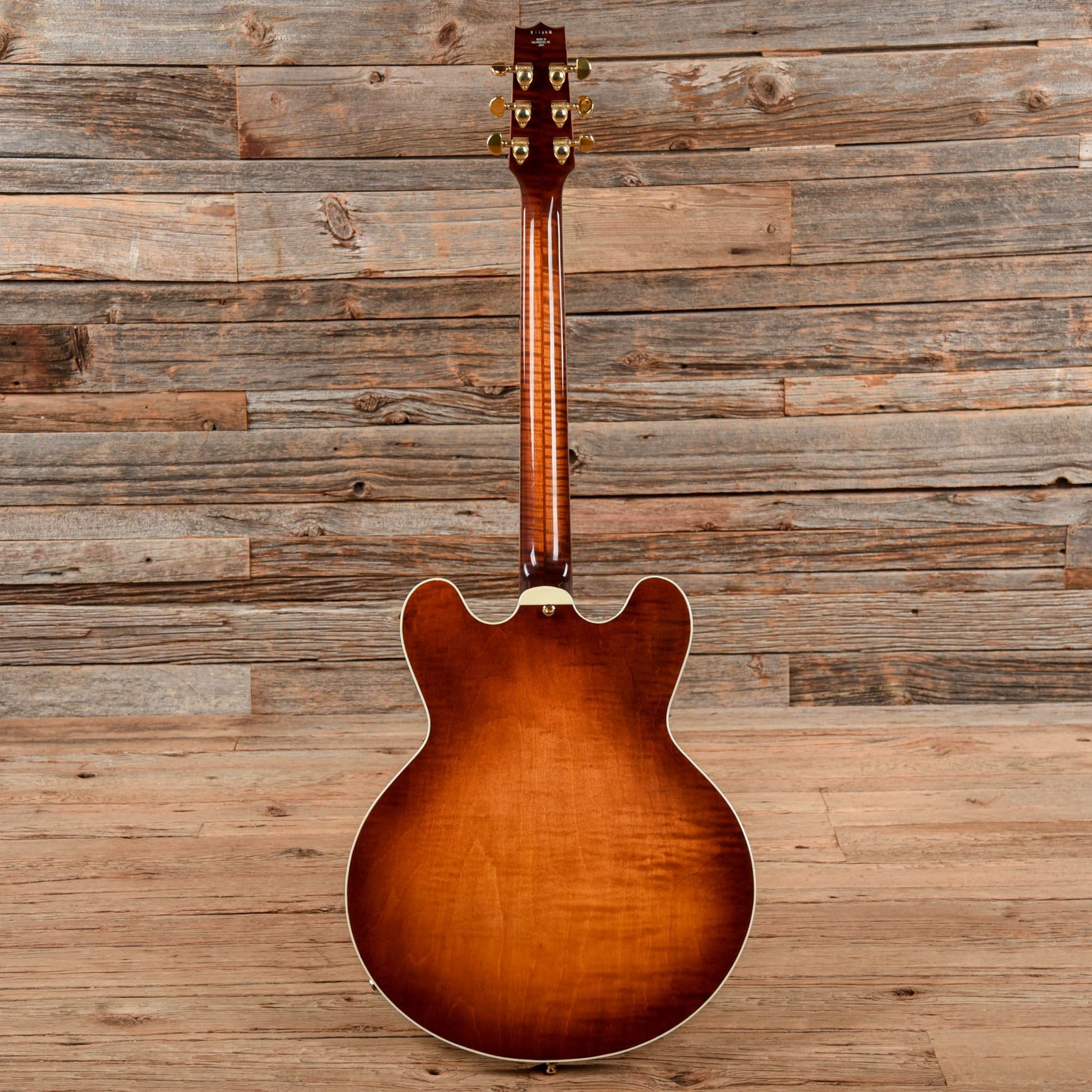 Heritage H-555 Almond Burst 2005 Electric Guitars / Semi-Hollow