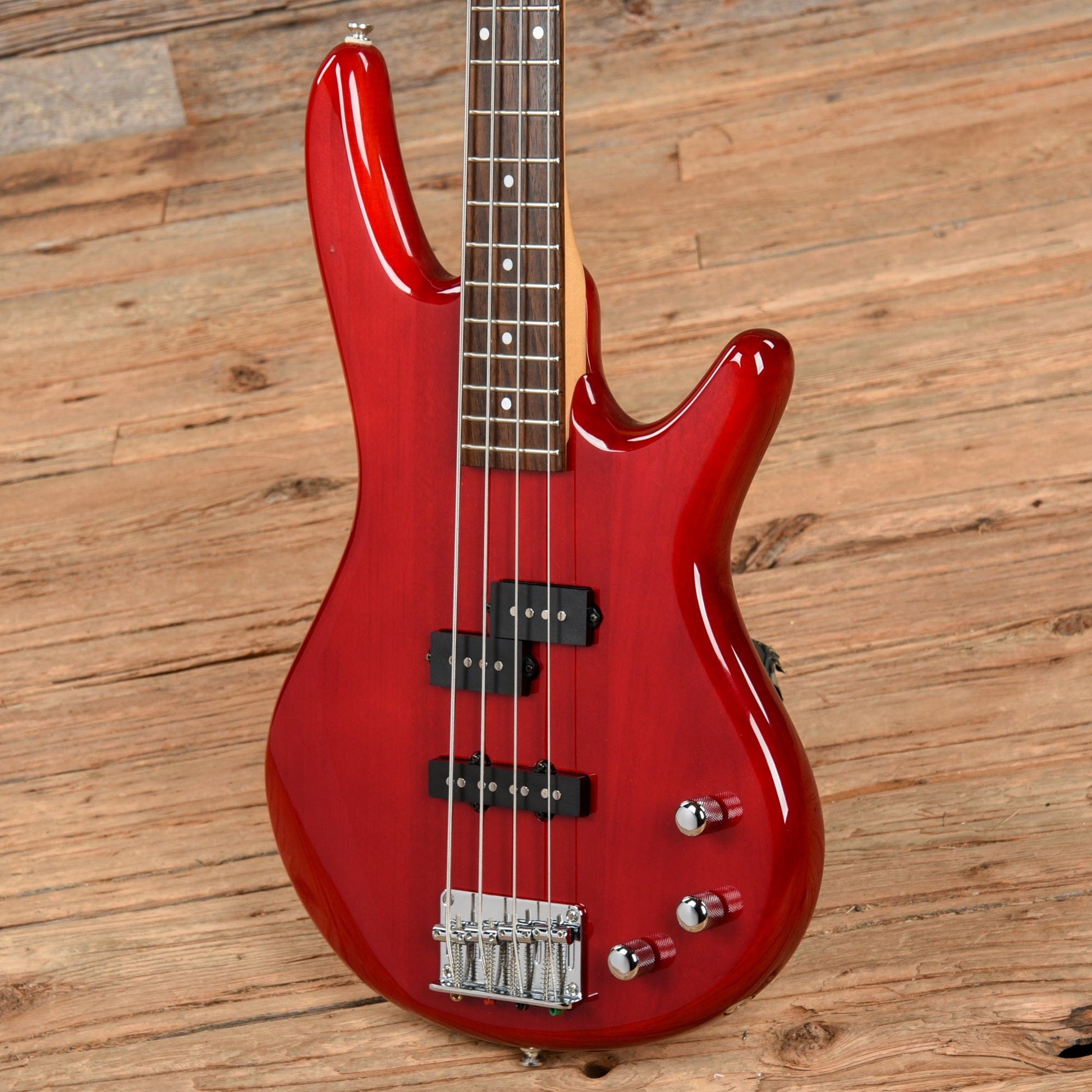 Ibanez GSR200 Red 2002 Bass Guitars / 4-String