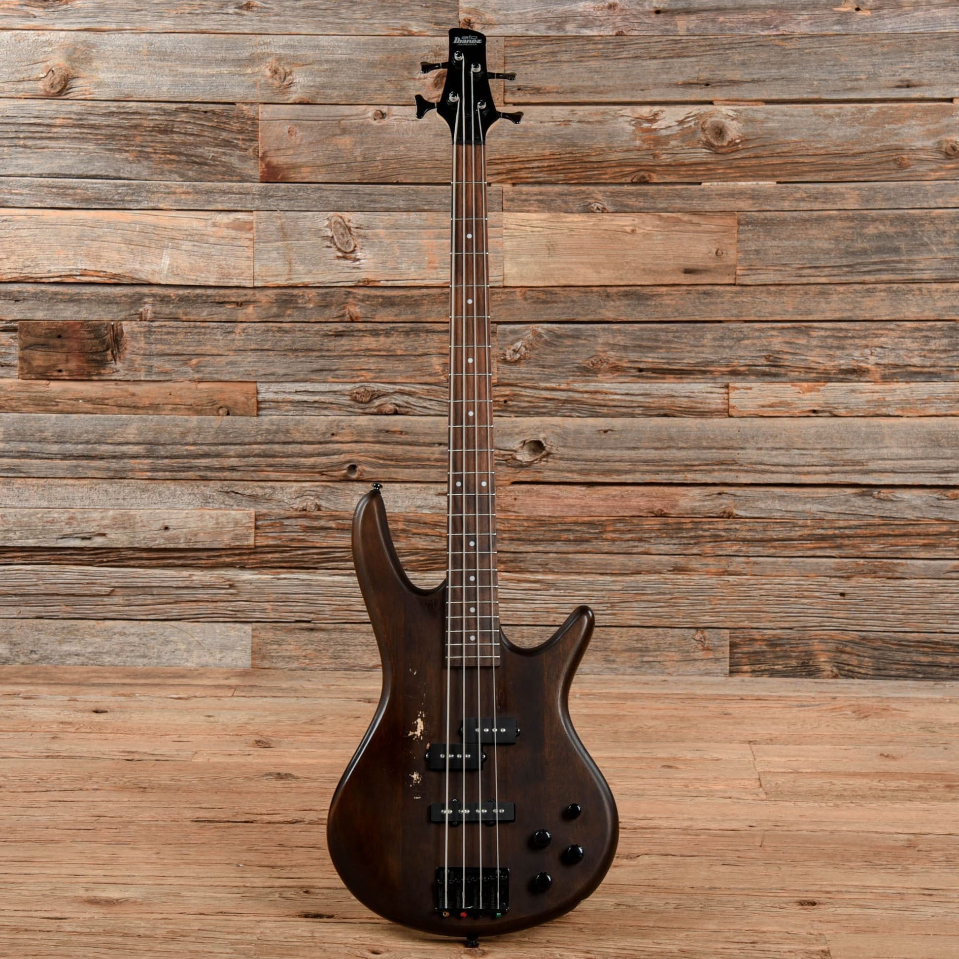 Ibanez GSR200B Gio Bass Walnut 2016 Bass Guitars / 4-String