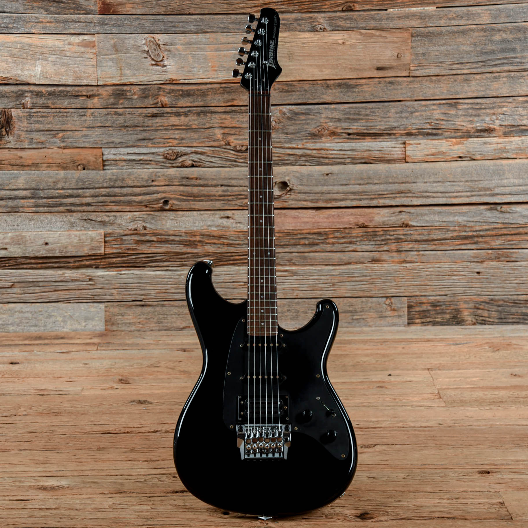 Ibanez Roadstar Series II Deluxe Black 1984 – Chicago Music Exchange