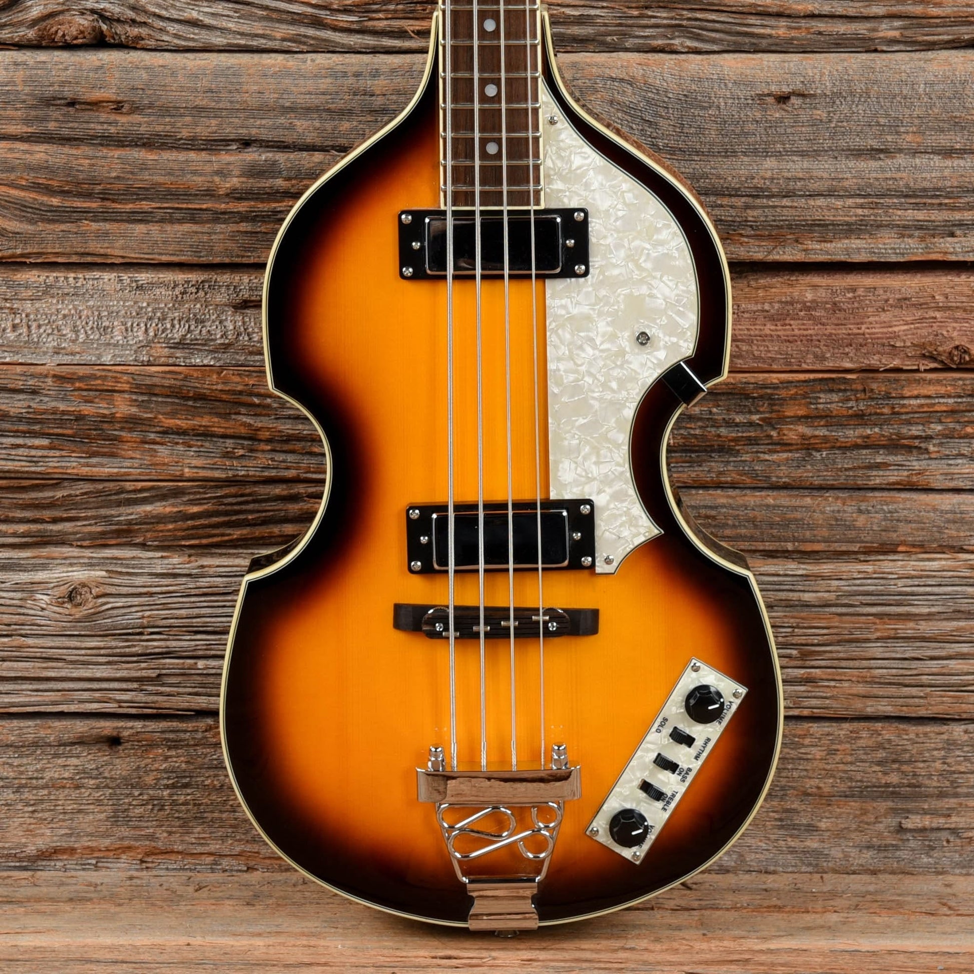 Jay Turser Viola Bass Sunburst 2012 Bass Guitars / 4-String