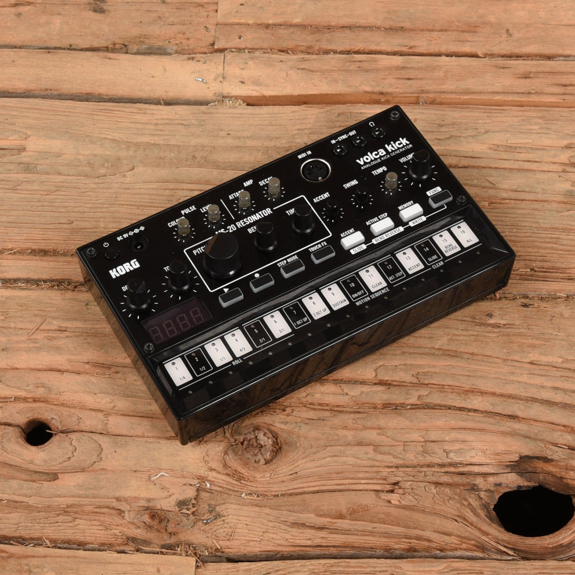 Korg Volca Kick Analog Bass/Kick Generator Keyboards and Synths / Drum Machines