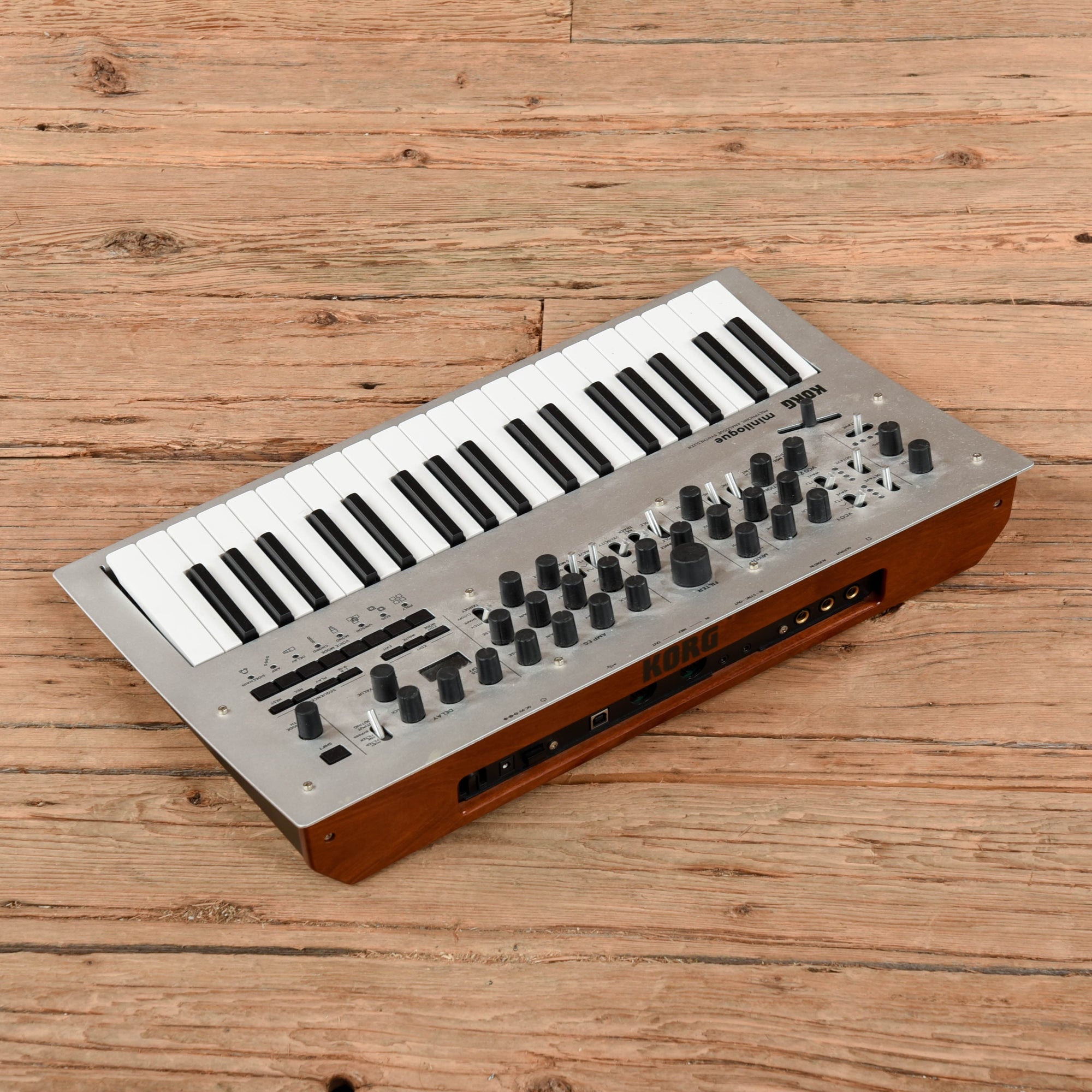 Korg Minilogue 4-Voice Polyphonic Analog Synthesizer – Chicago Music ...