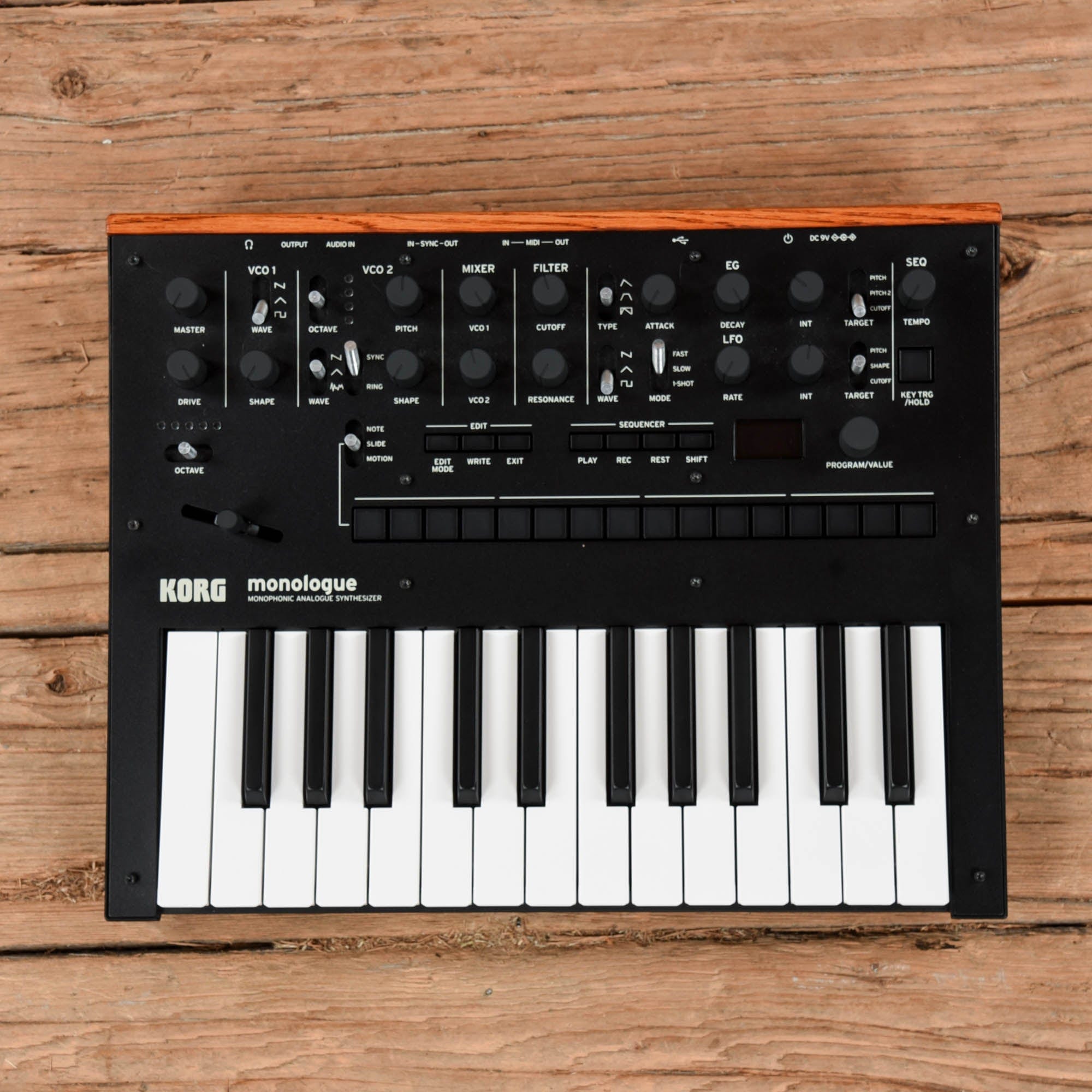 Korg Monologue Monophonic Analog Synthesizer Keyboards and Synths / Synths / Analog Synths