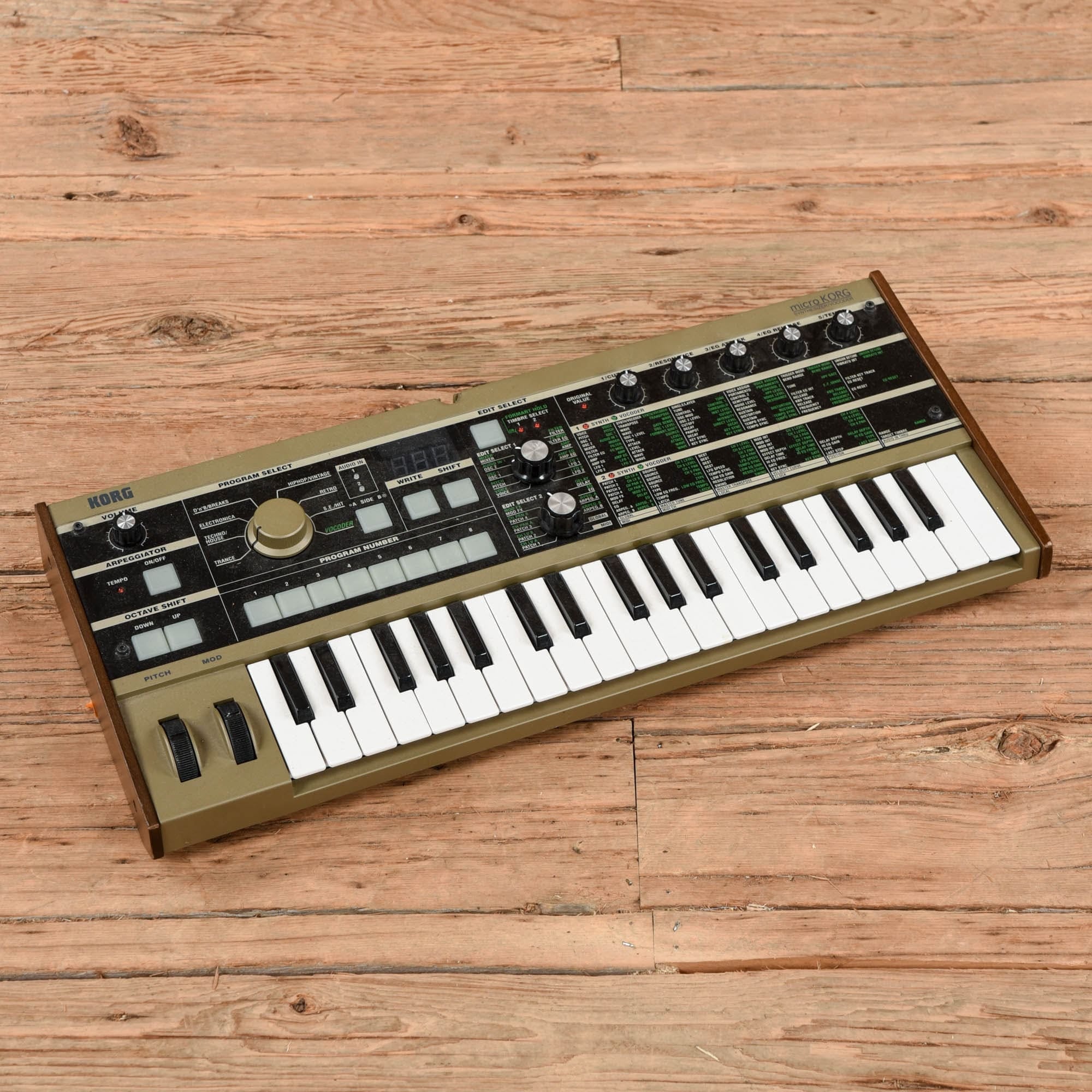 Korg MicroKorg 37-Key Synthesizer/Vocoder Keyboards and Synths / Synths / Digital Synths