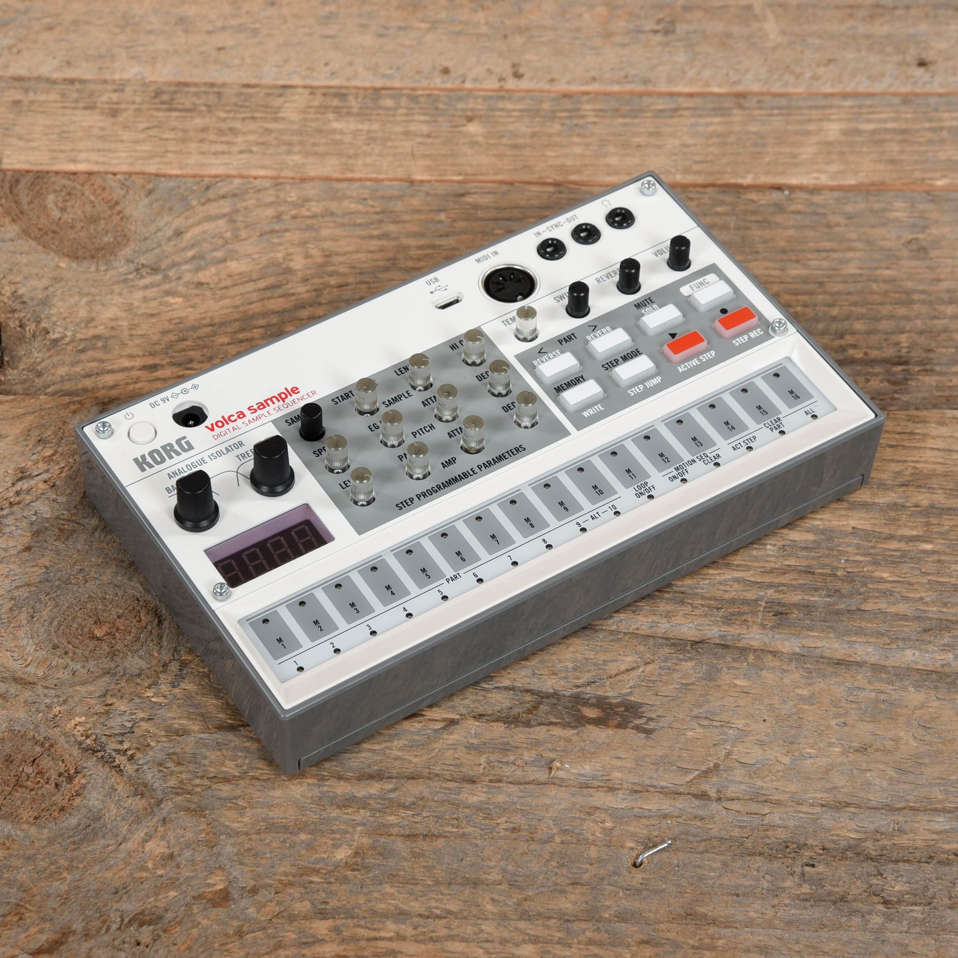 Korg Volca Sample Digital Sample Sequencer V2 Keyboards and Synths / Synths / Digital Synths