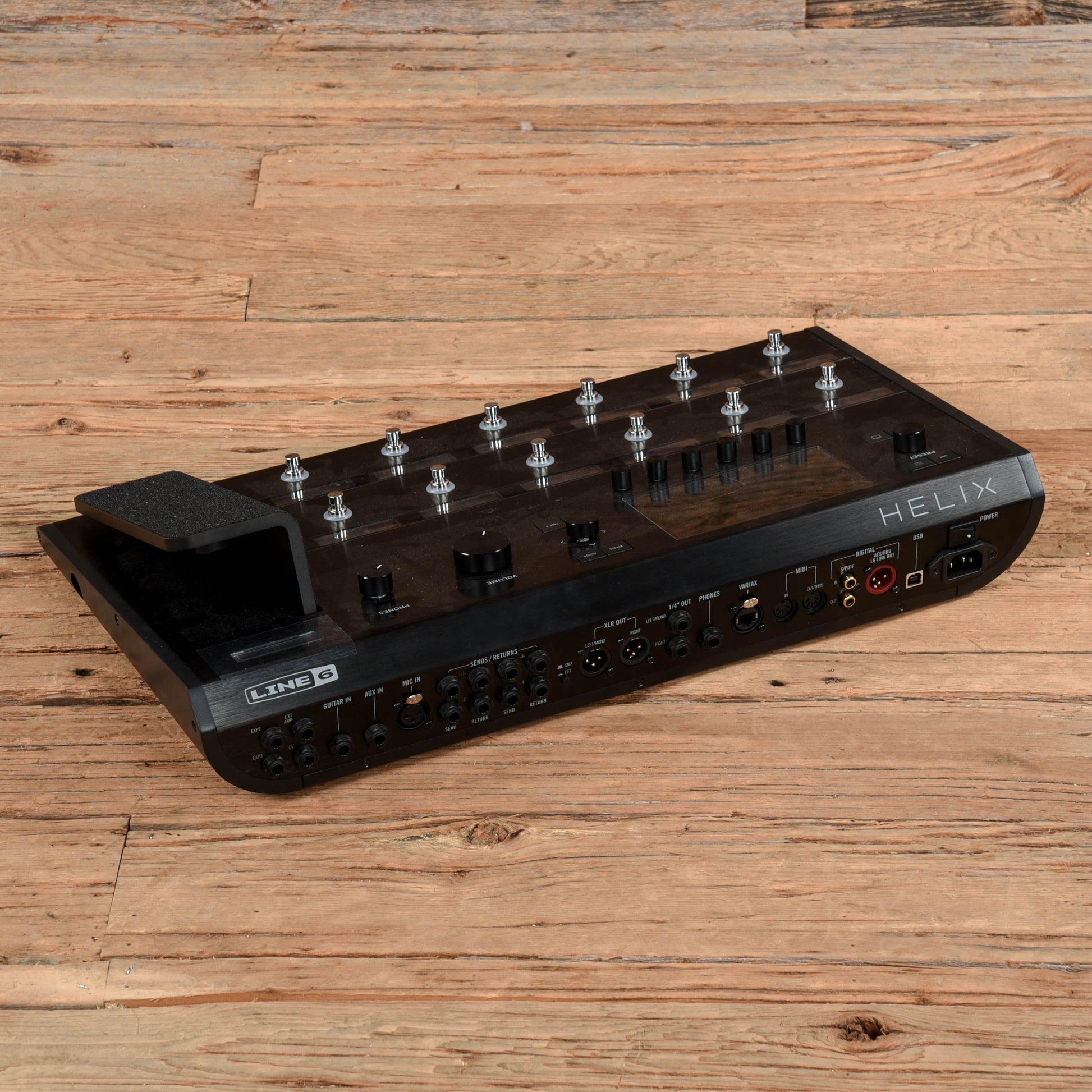 Line 6 Helix Floor Multi-Effect and Amp Modeler Effects and Pedals / Multi-Effect Unit