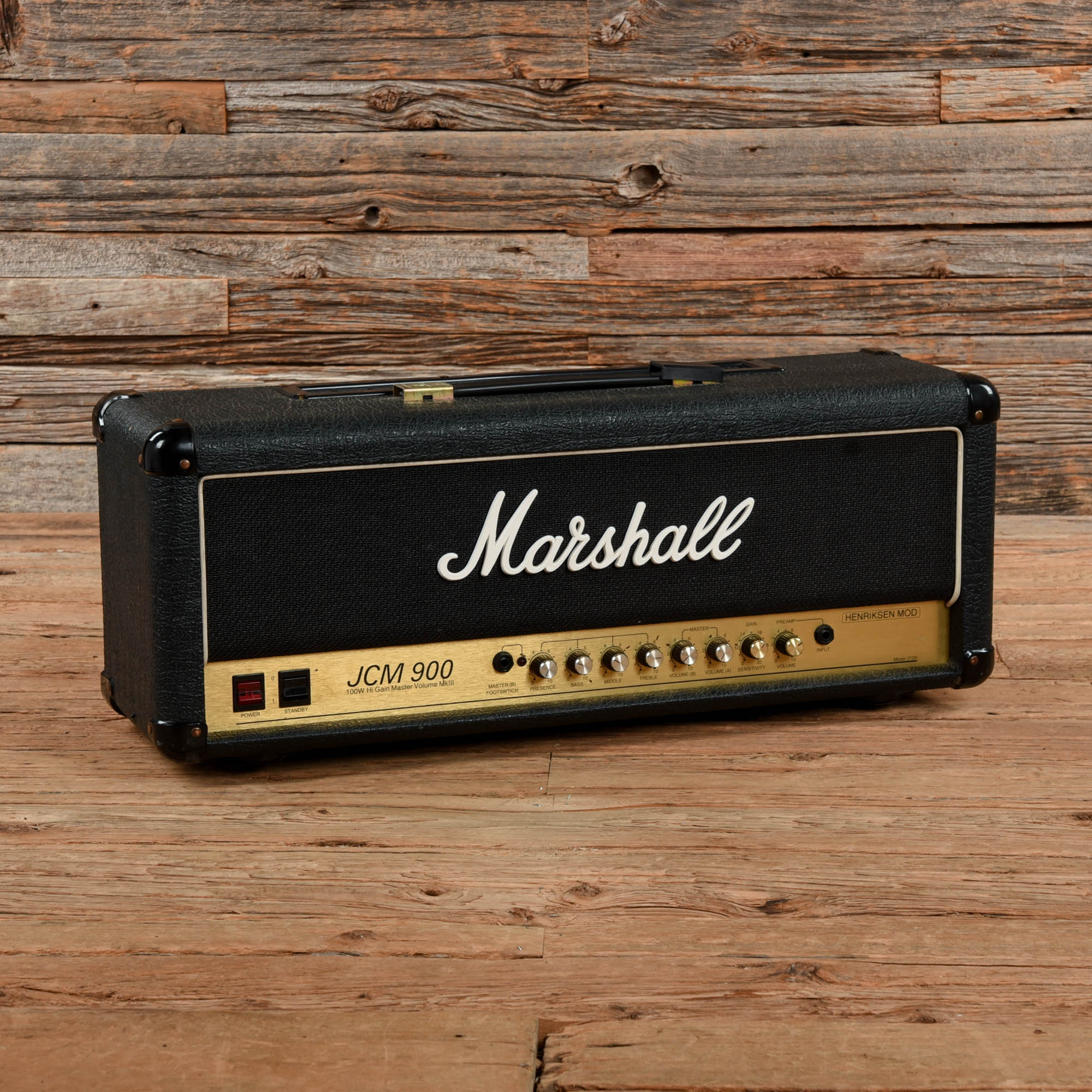 Marshall JCM 900 Model 2100 100-Watt Hi Gain Master Volume MkIII Head Amps / Guitar Cabinets