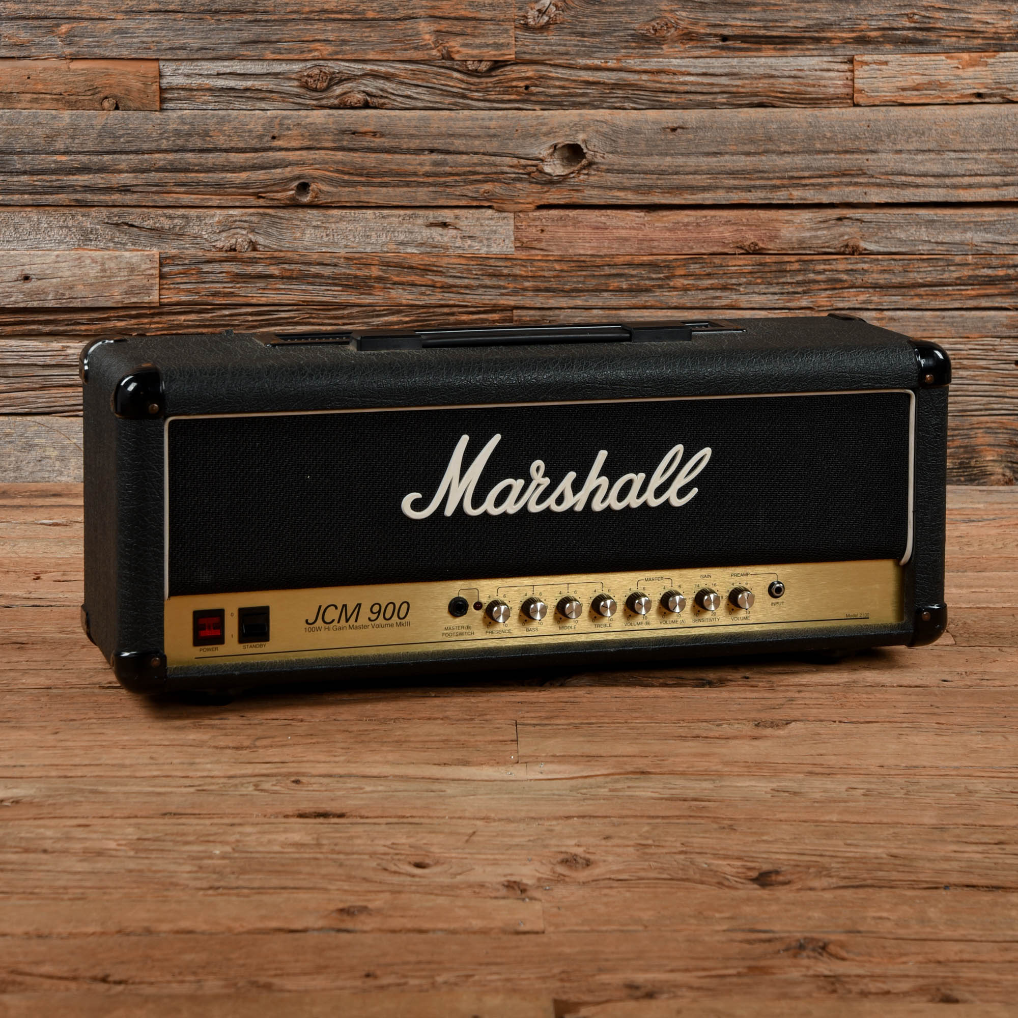 Marshall JCM900 Model 2100 100-Watt Hi-Gain Master Volume MkIII Head Amps / Guitar Cabinets