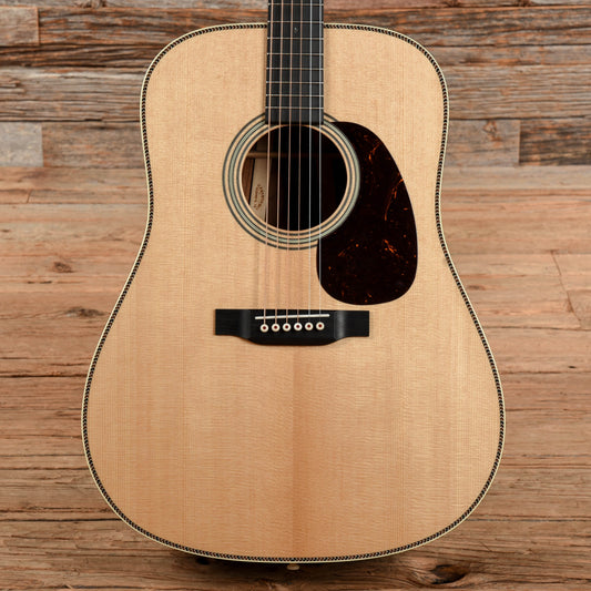 Martin Custom Shop Super D Sitka Spruce/Guatemalan Rosewood Natural Acoustic Guitars / Dreadnought