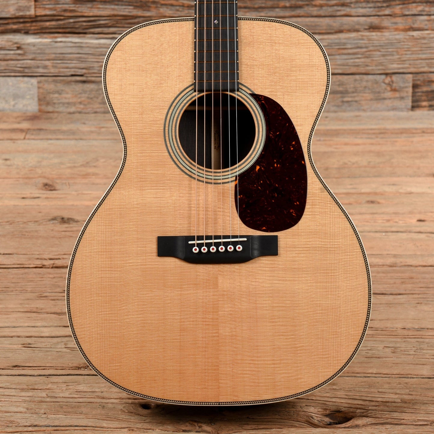 Martin 000-28 Modern Deluxe Natural Acoustic Guitars / OM and Auditorium