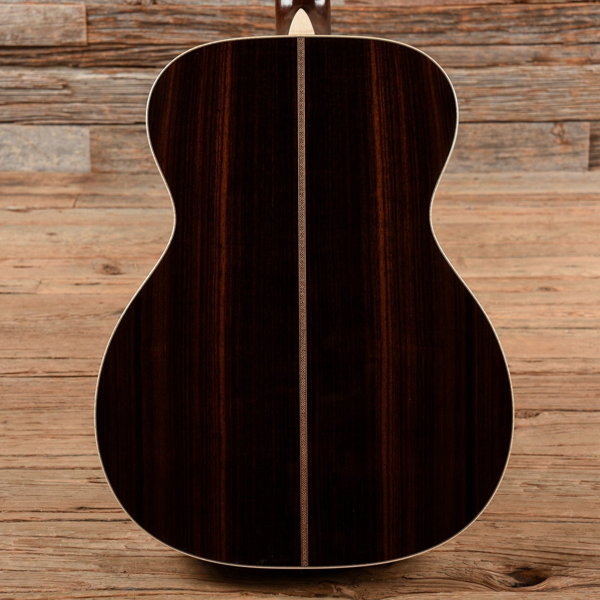 Martin 000-28 Modern Deluxe Natural Acoustic Guitars / OM and Auditorium