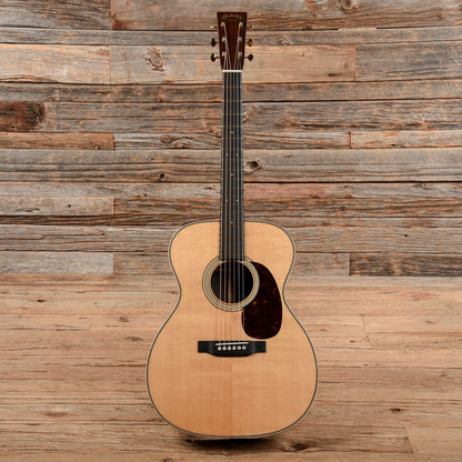 Martin 000-28 Modern Deluxe Natural Acoustic Guitars / OM and Auditorium