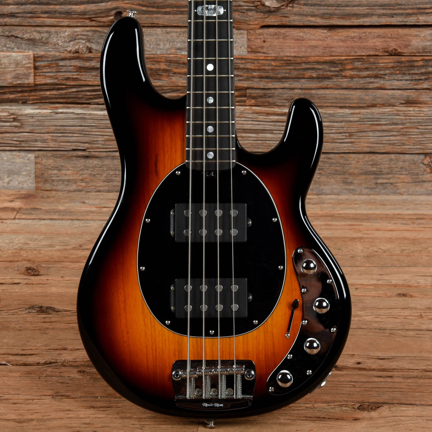 Music Man BFR StingRay 4 HH Sunburst 2010