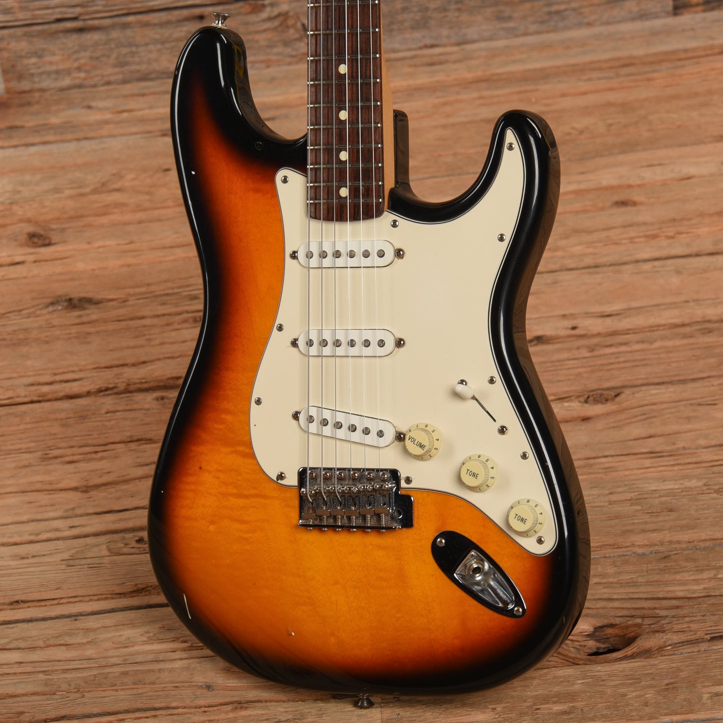 Fender Standard Stratocaster Sunburst 2006