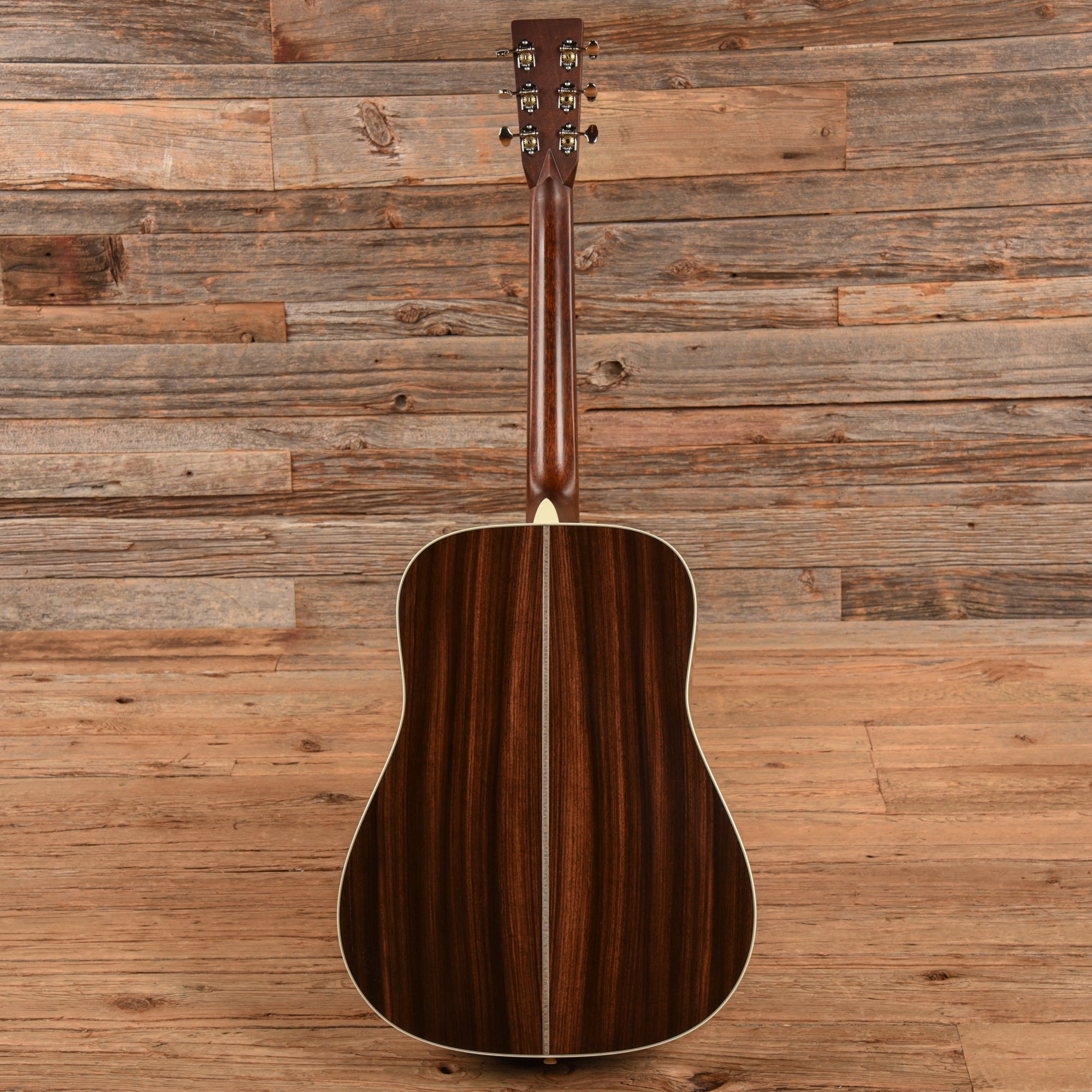 Martin Standard Series HD-28 Natural  LEFTY