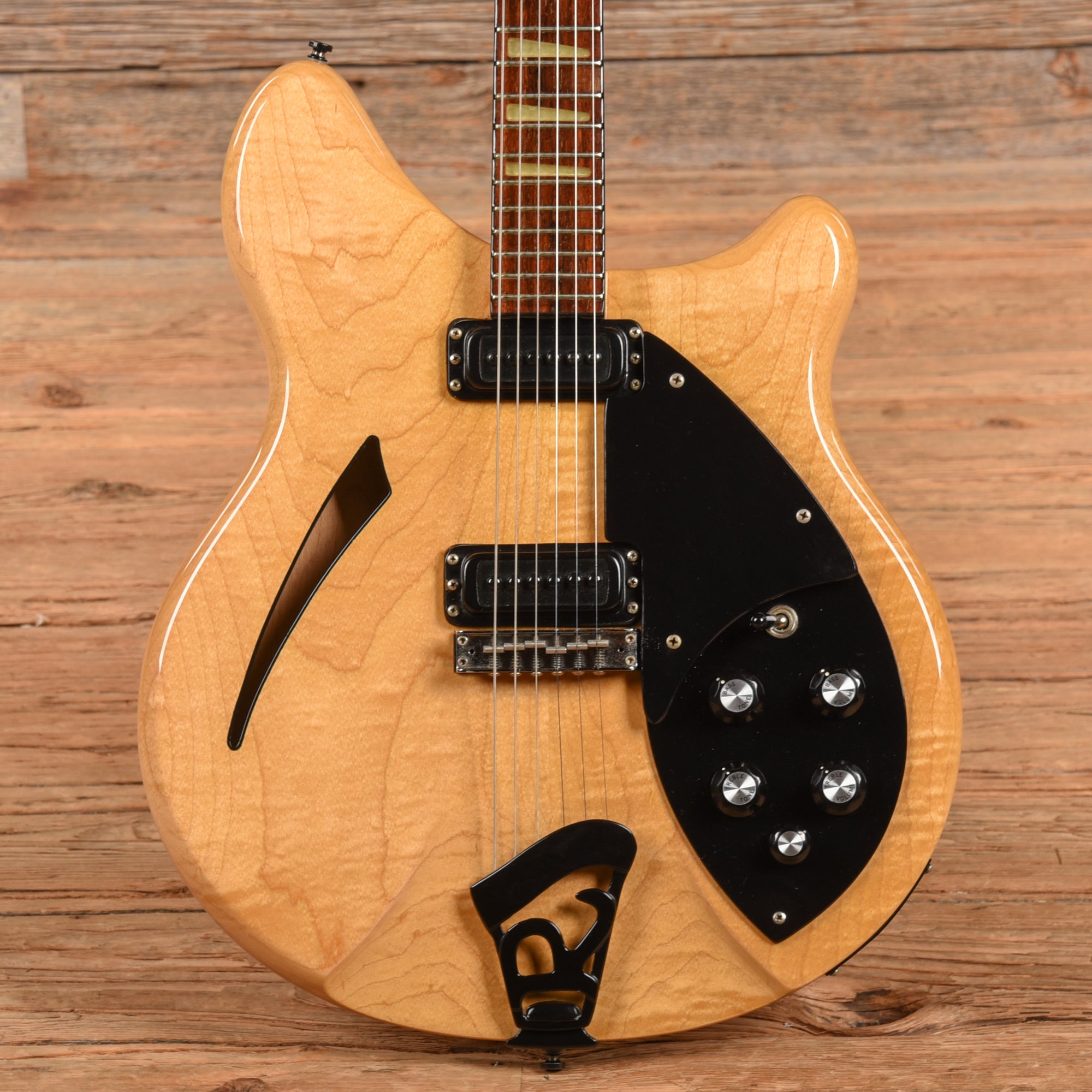 Rickenbacker 360 Mapleglo Tuxedo 1985