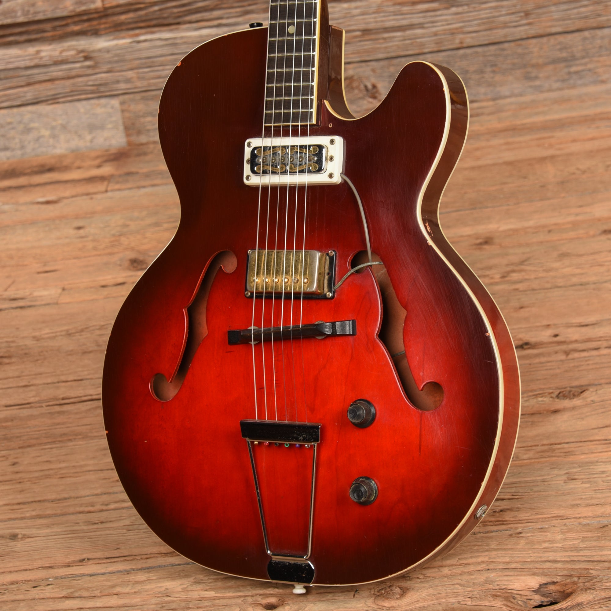 Harmony Rocket H-53 Red Burst 1960s