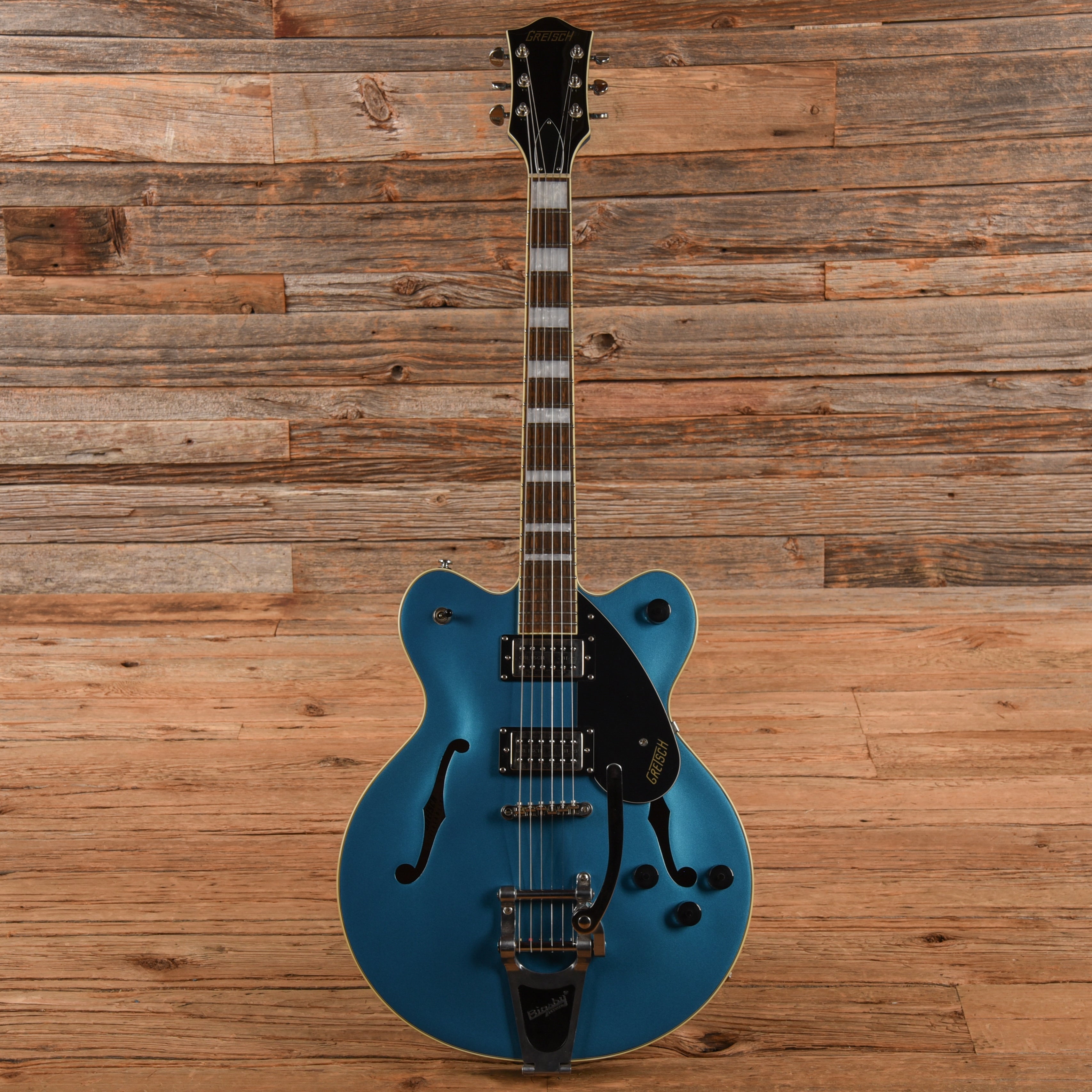 Gretsch G2622T Streamliner Riviera Blue 2018