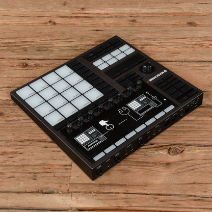 Native Instruments Maschine Plus