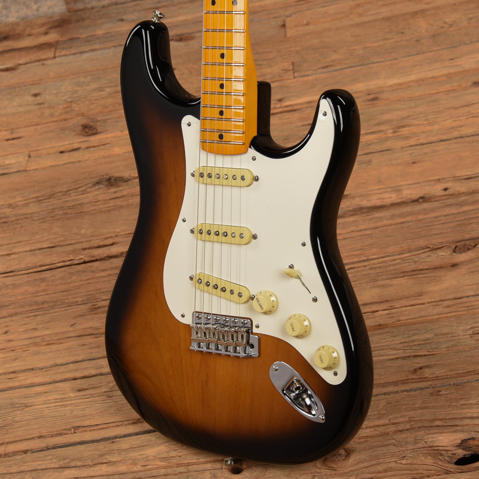 Fender American Vintage II '57 Stratocaster Sunburst 2022