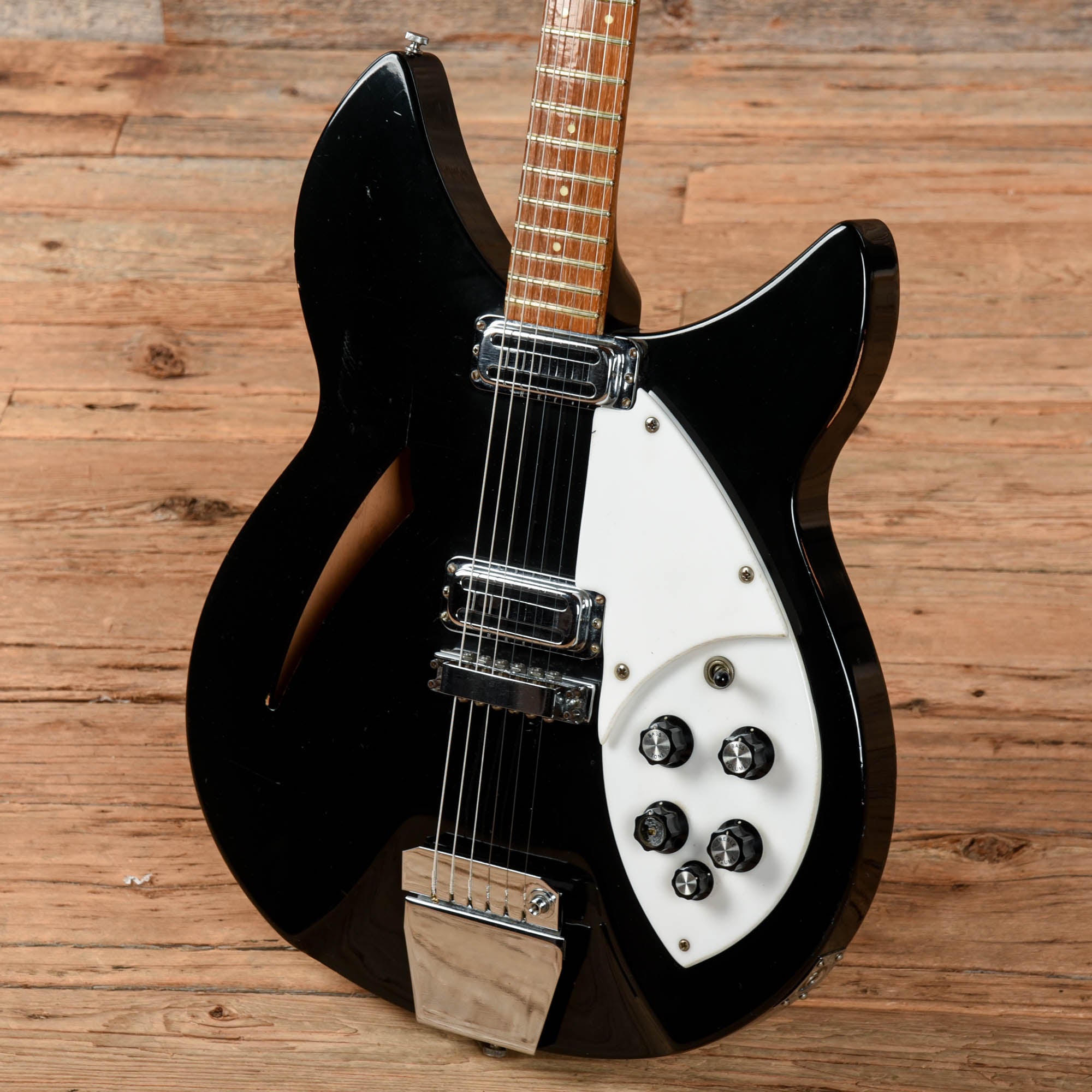 Rickenbacker 335 Jetglo 1966