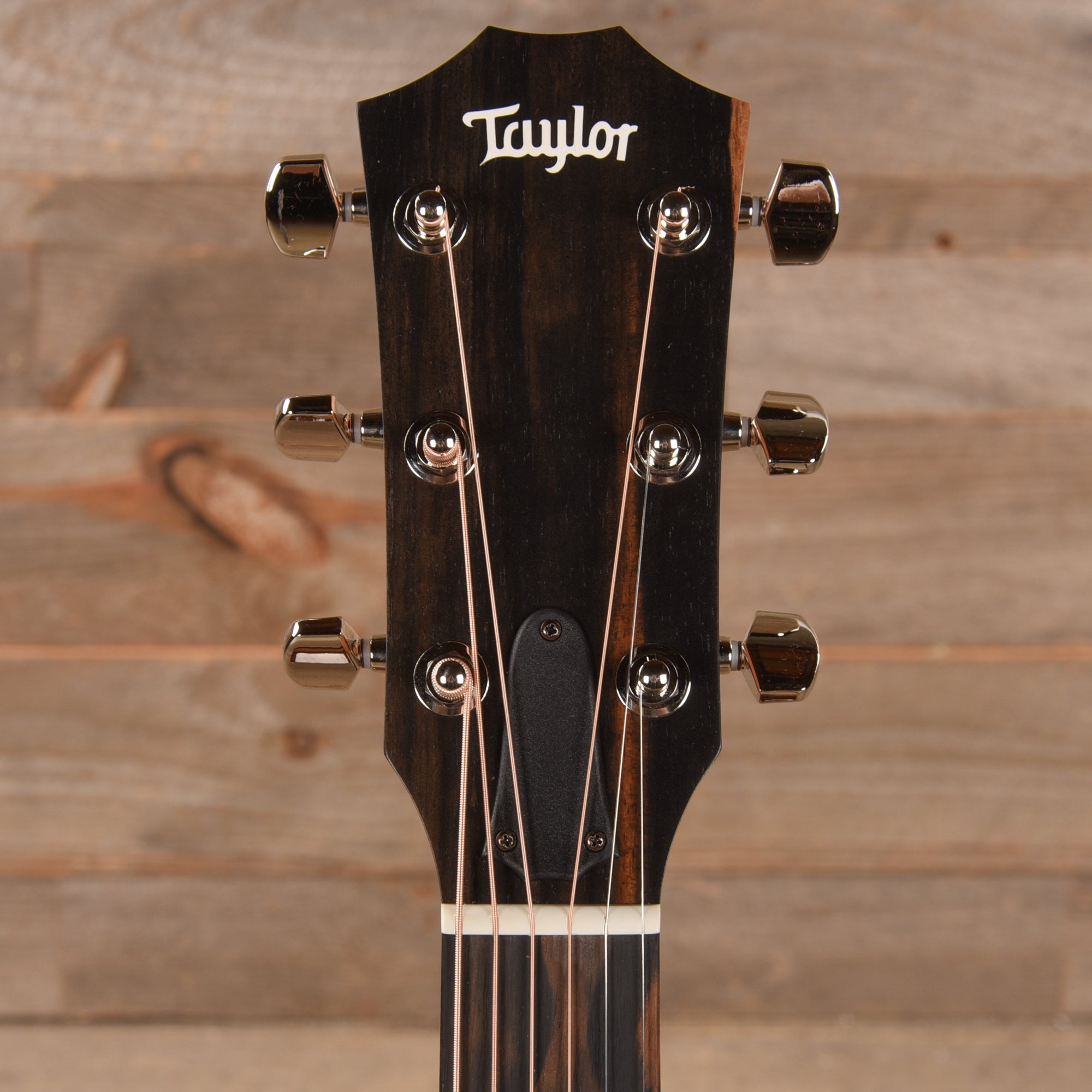 Taylor 212ce Plus Grand Concert Spruce/Rosewood Natural