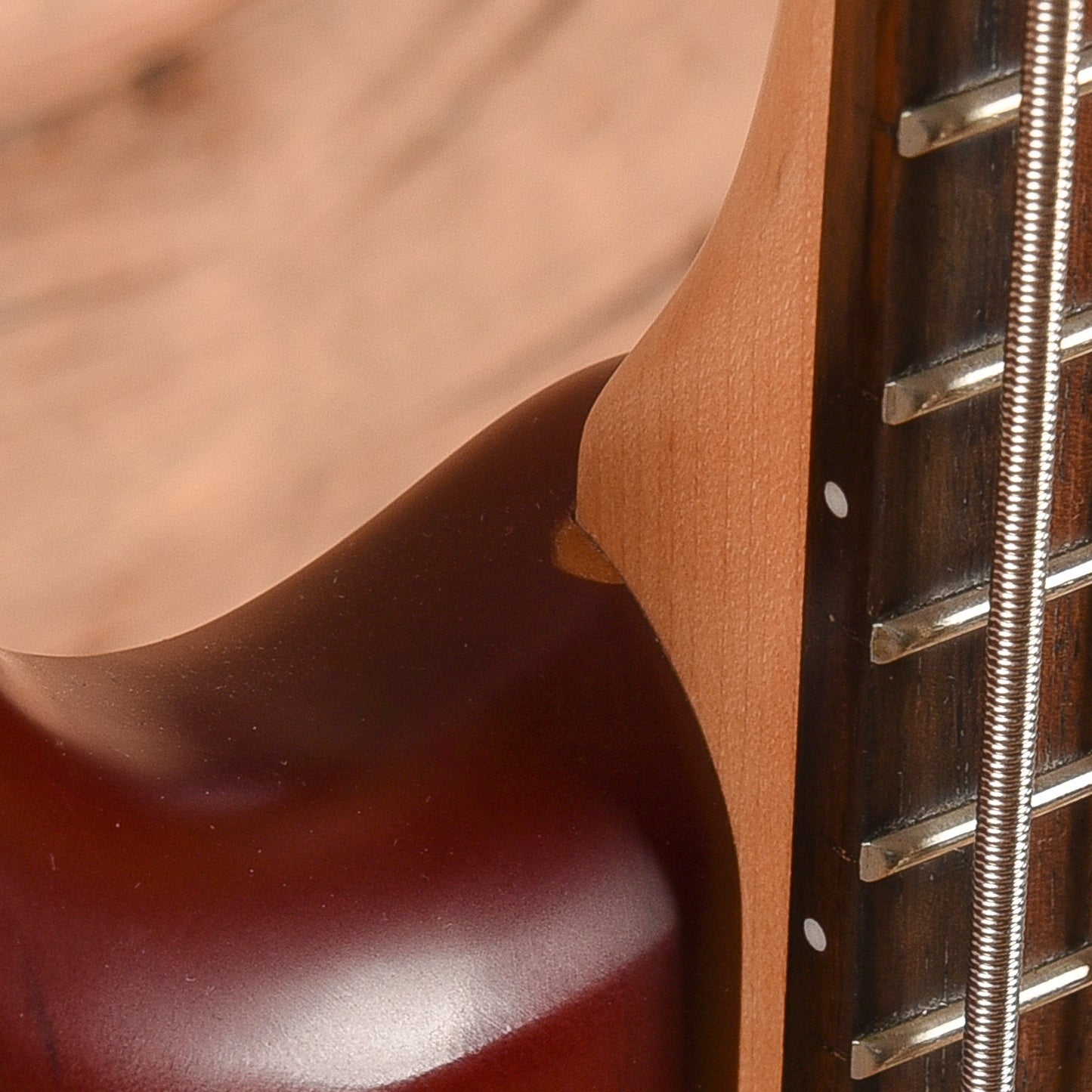 Warwick Rockbass Basic 5 Burgundy Red Transparent