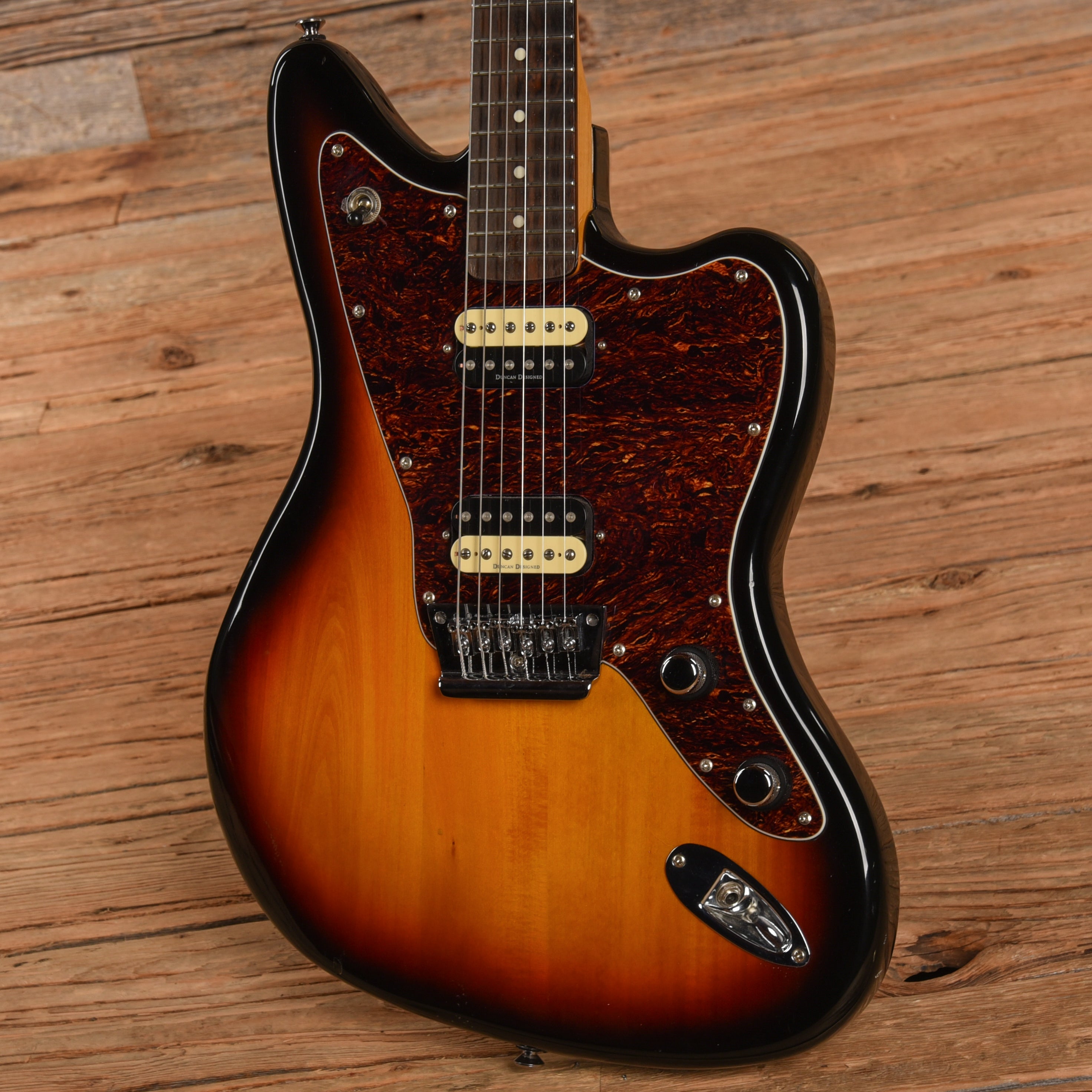 Squier Vintage Modified Jaguar HH Sunburst 2011