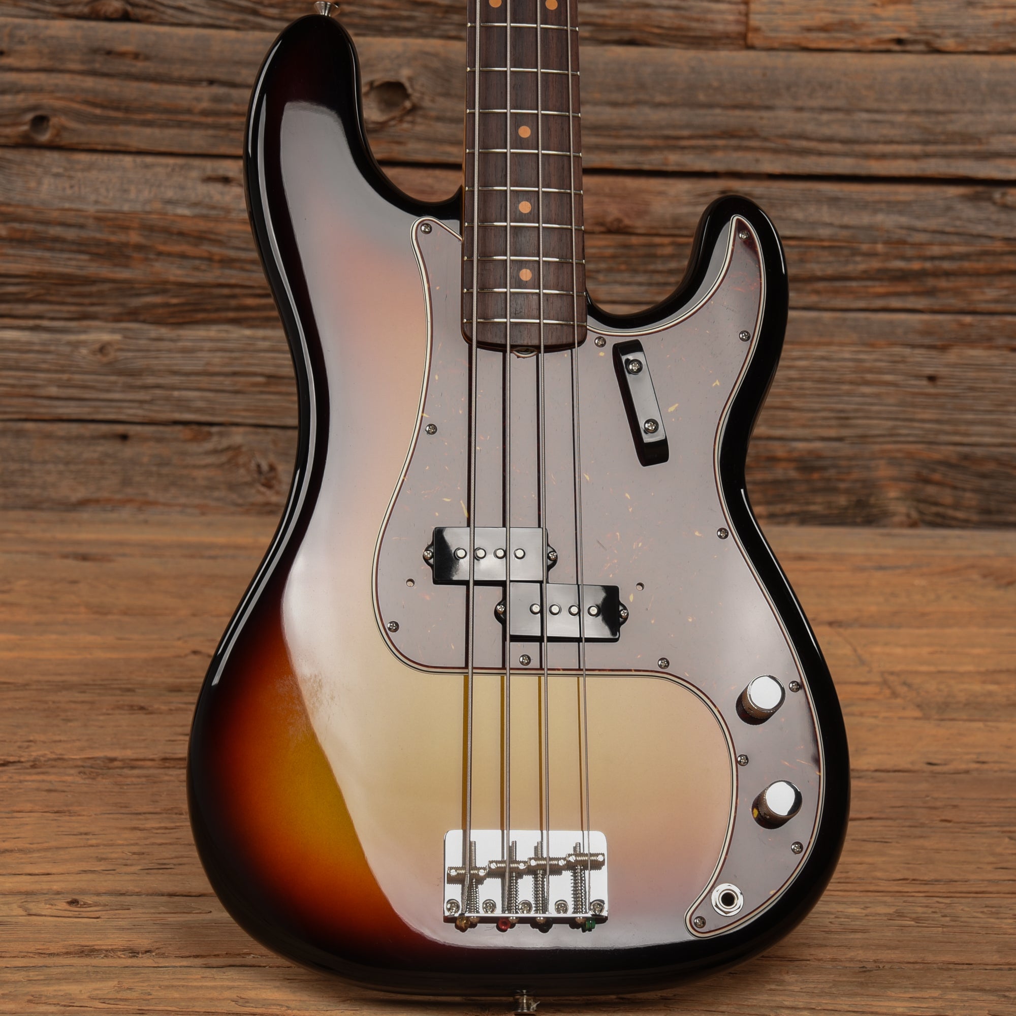 Fender American Vintage II 60 Precision Bass Sunburst 2023